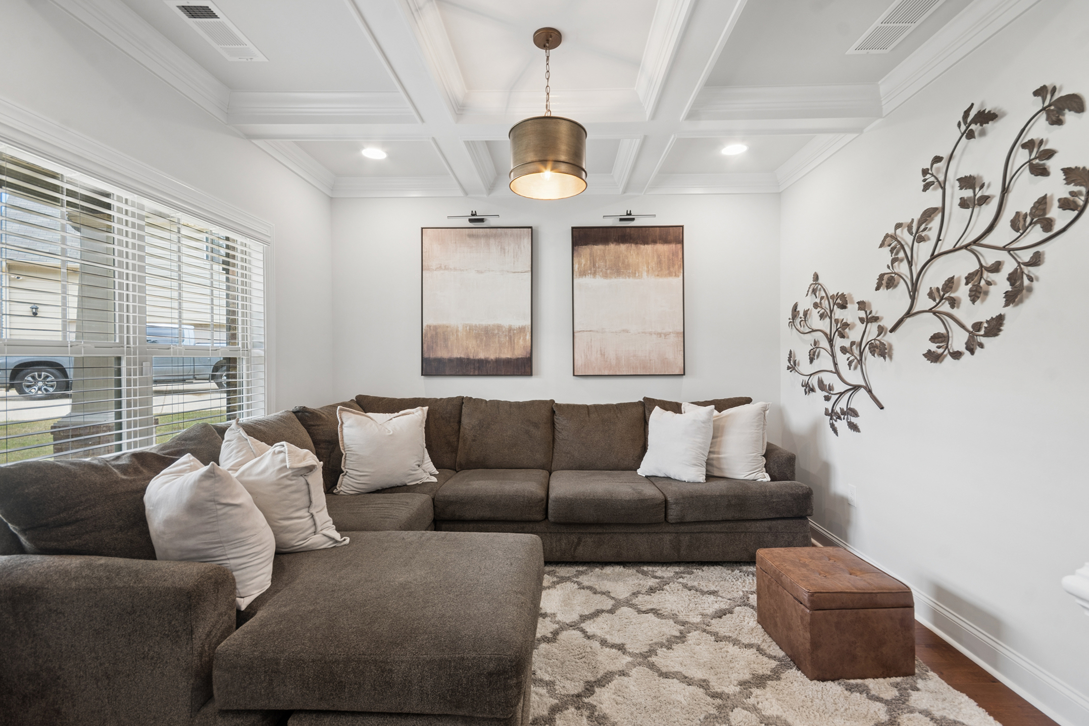  Thoughtfully Designed Home in Private, Nine Oaks Neighborhood - 物件實景