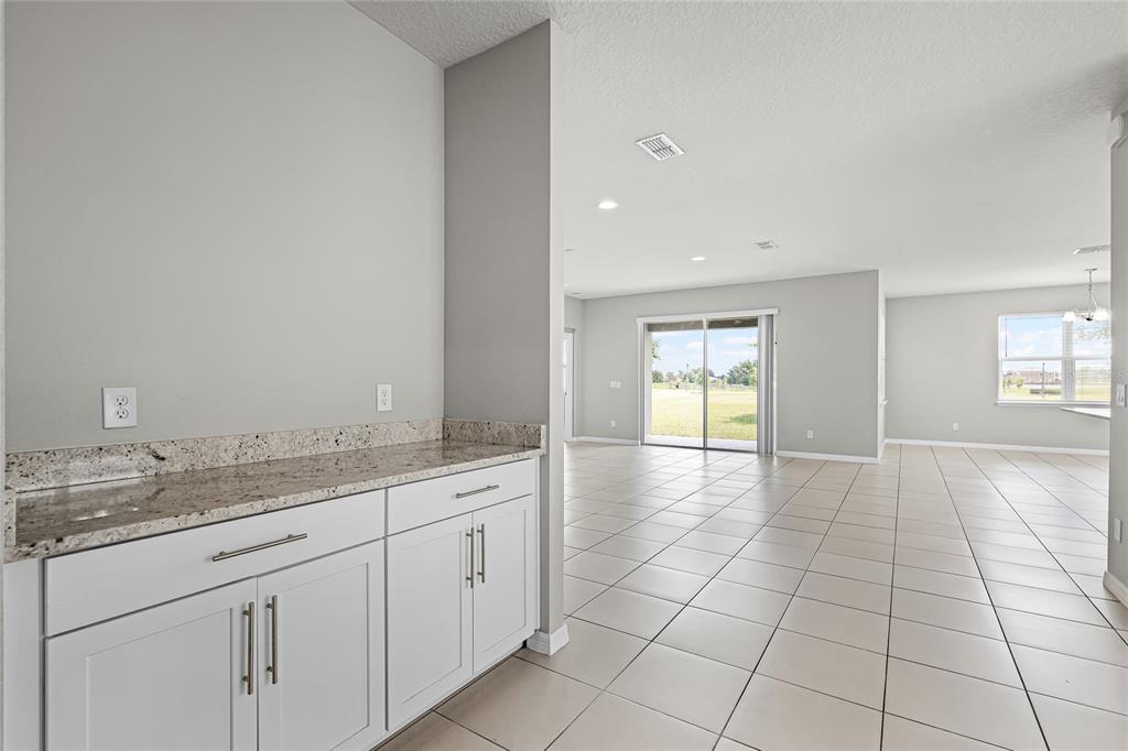 Apopka, Florida, 32712, United States, 4 Bedrooms Bedrooms, ,3 BathroomsBathrooms,Residential,For Sale,1940154