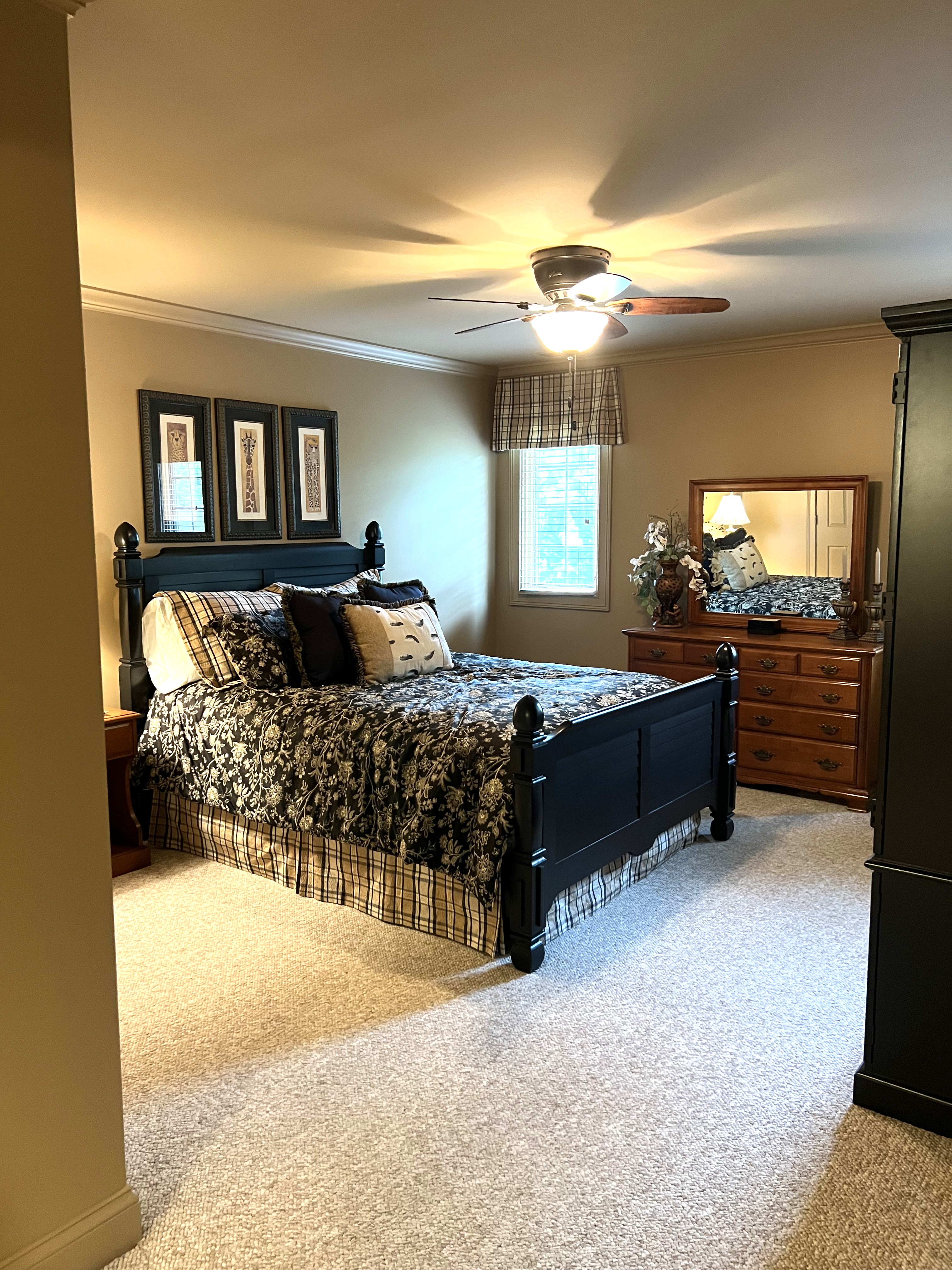 Frankfort, Kentucky, 40601, United States, 5 Bedrooms Bedrooms, ,4 BathroomsBathrooms,Residential,For Sale,1983551