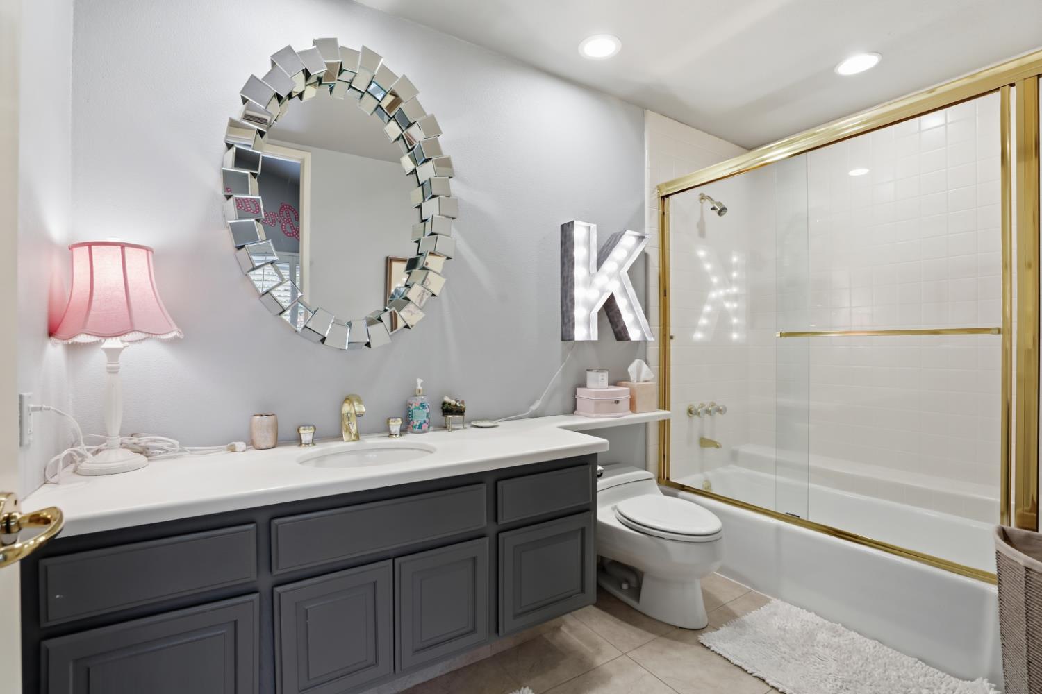 Gold River, California, 95670, United States, 4 Bedrooms Bedrooms, ,5 BathroomsBathrooms,Residential,For Sale,1987751