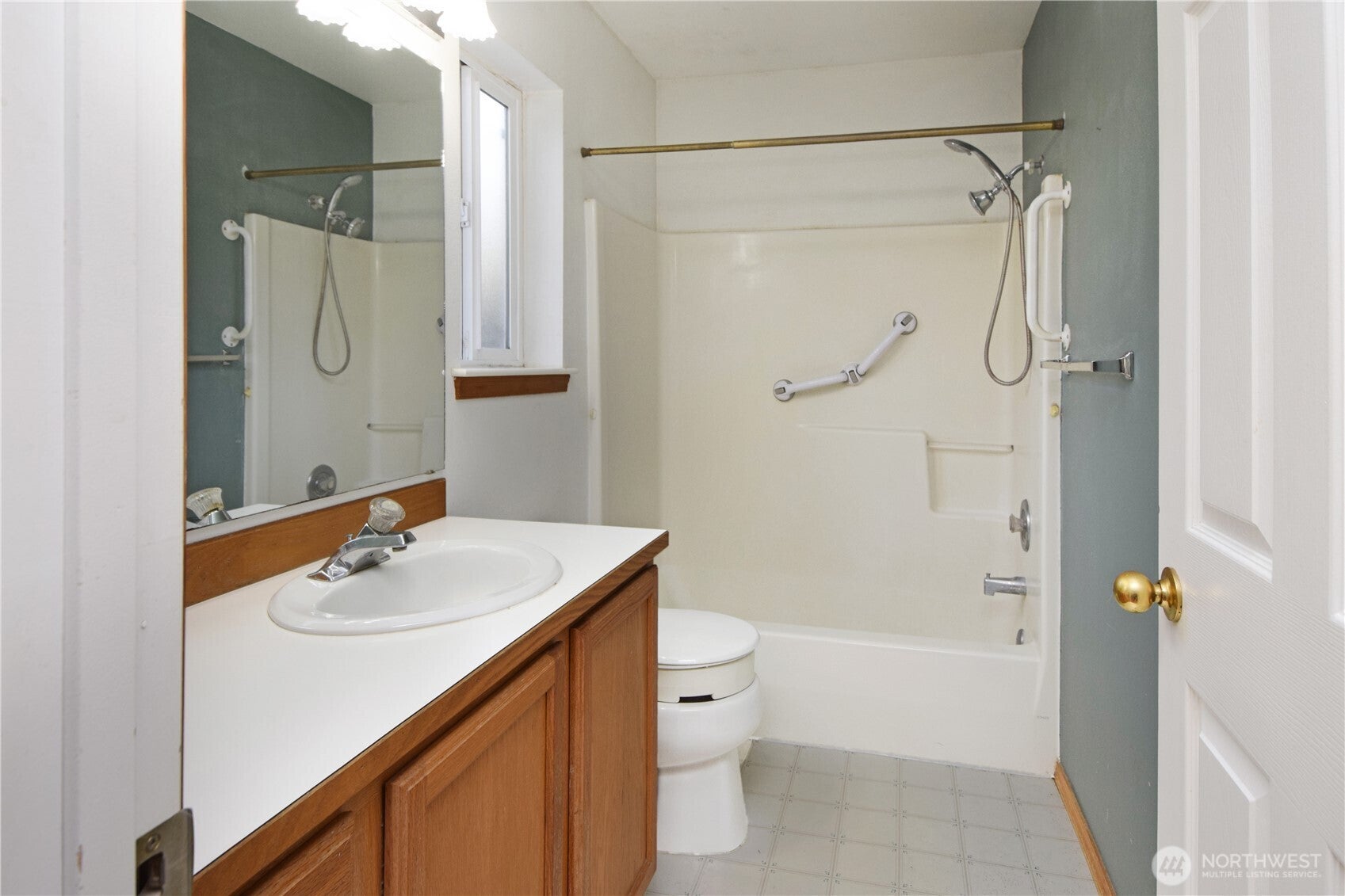 Port Orchard, Washington, 98366, United States, 3 Bedrooms Bedrooms, ,1 BathroomBathrooms,Residential,For Sale,1966865