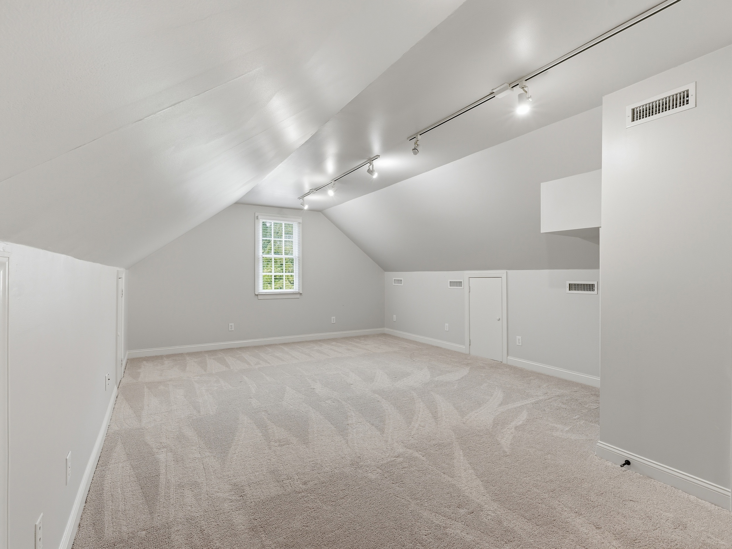  105 Bronzewood Court, Cary, NC 27518 - 物件實景