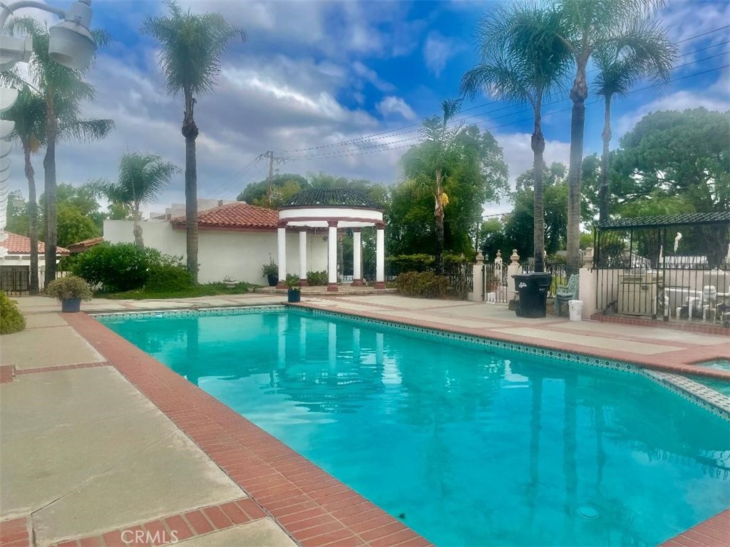 Rowland Heights, California, 91748, United States, 11 Bedrooms Bedrooms, ,13 BathroomsBathrooms,Residential,For Sale,1981870