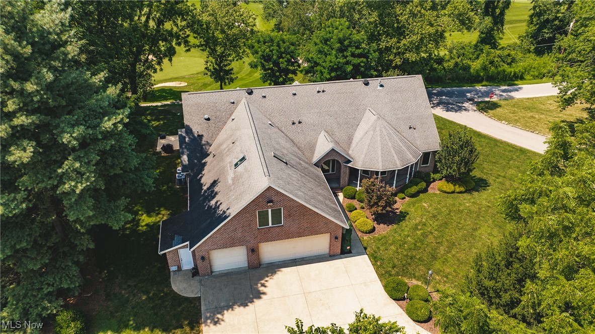 Vienna, West Virginia, 26105, United States, 4 Bedrooms Bedrooms, ,3 BathroomsBathrooms,Residential,For Sale,1902591