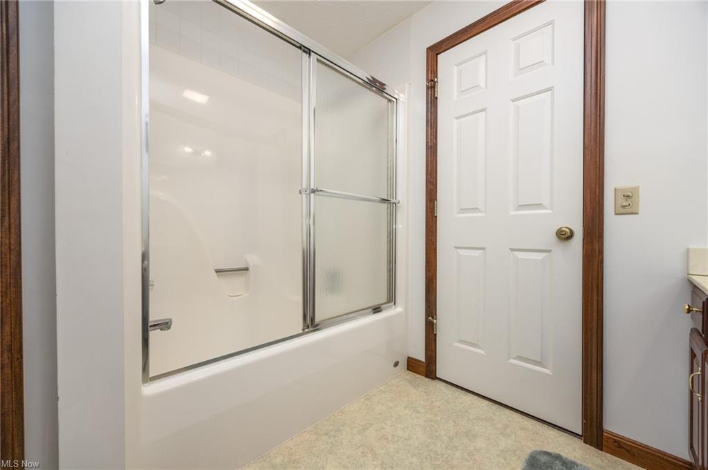 New Matamoras, Ohio, 45767, United States, 3 Bedrooms Bedrooms, ,4 BathroomsBathrooms,Residential,For Sale,1915992