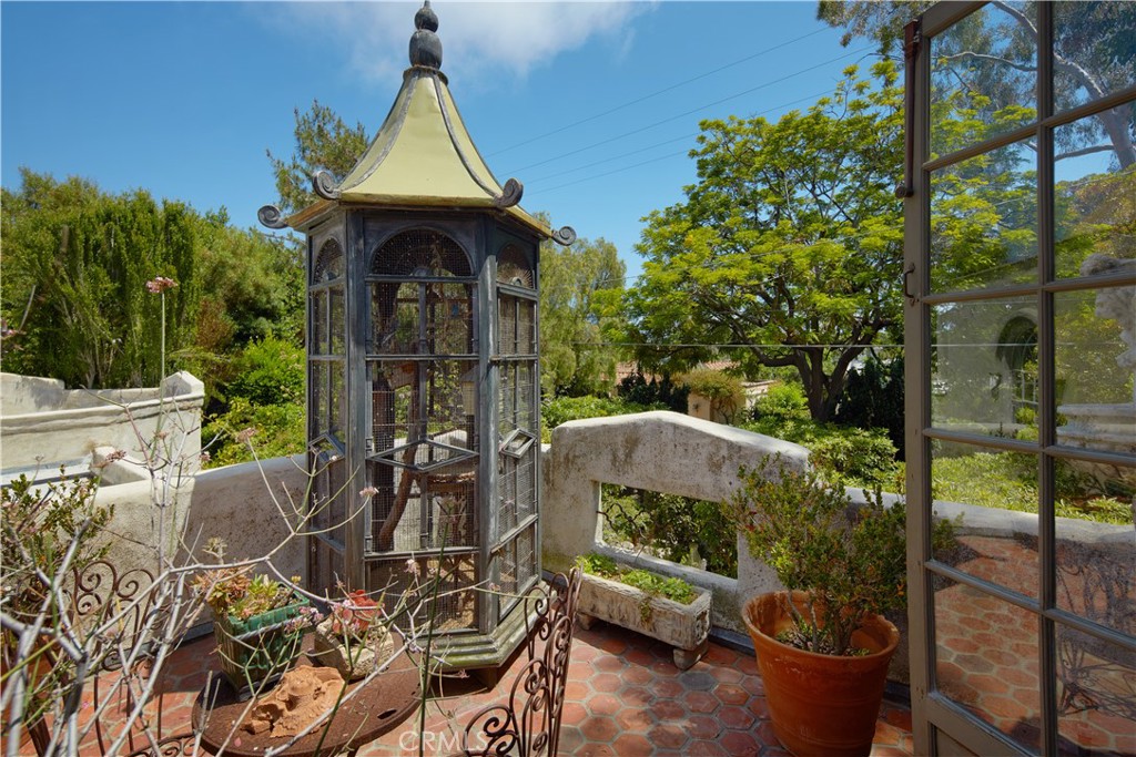 Dana Point, California, 92624, United States, 4 Bedrooms Bedrooms, ,4 BathroomsBathrooms,Residential,For Sale,1901467