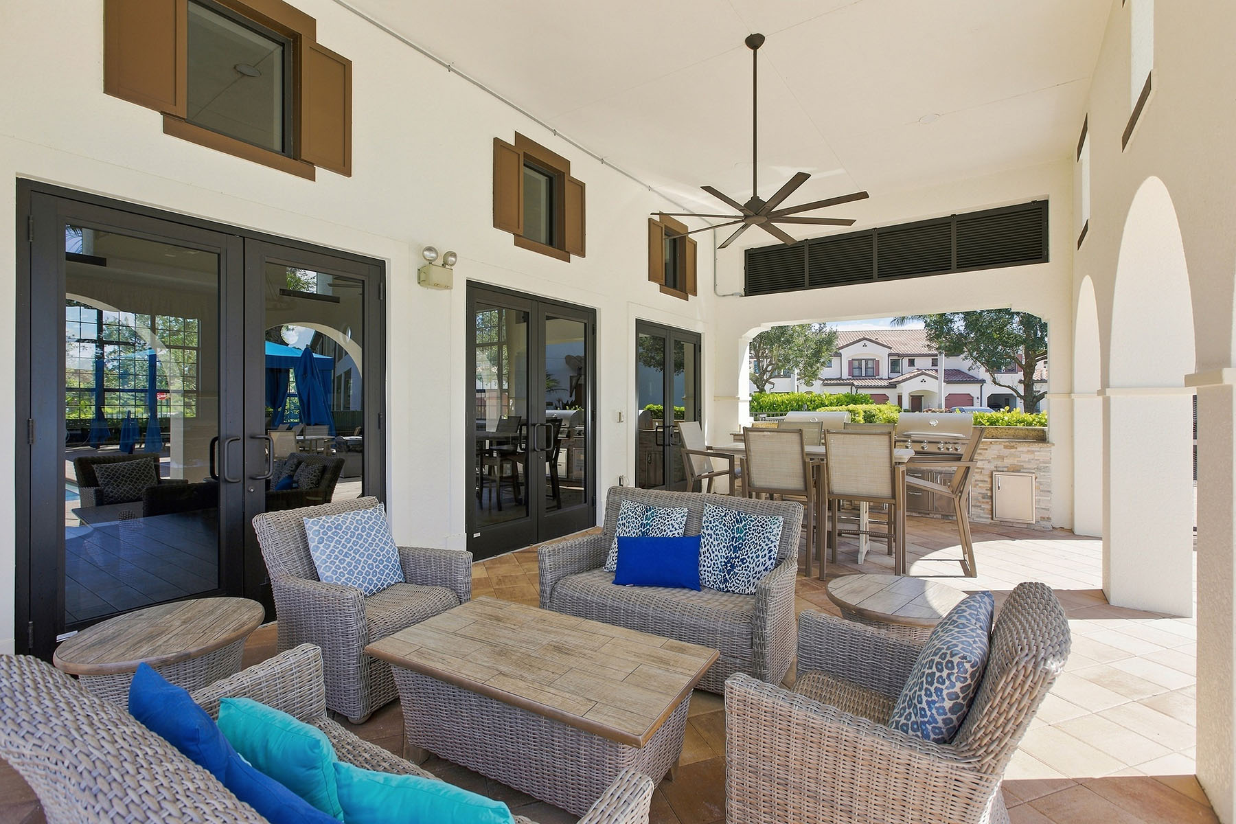  LIVINGSTON LAKES - CARRIAGE HOMES - 物件實景