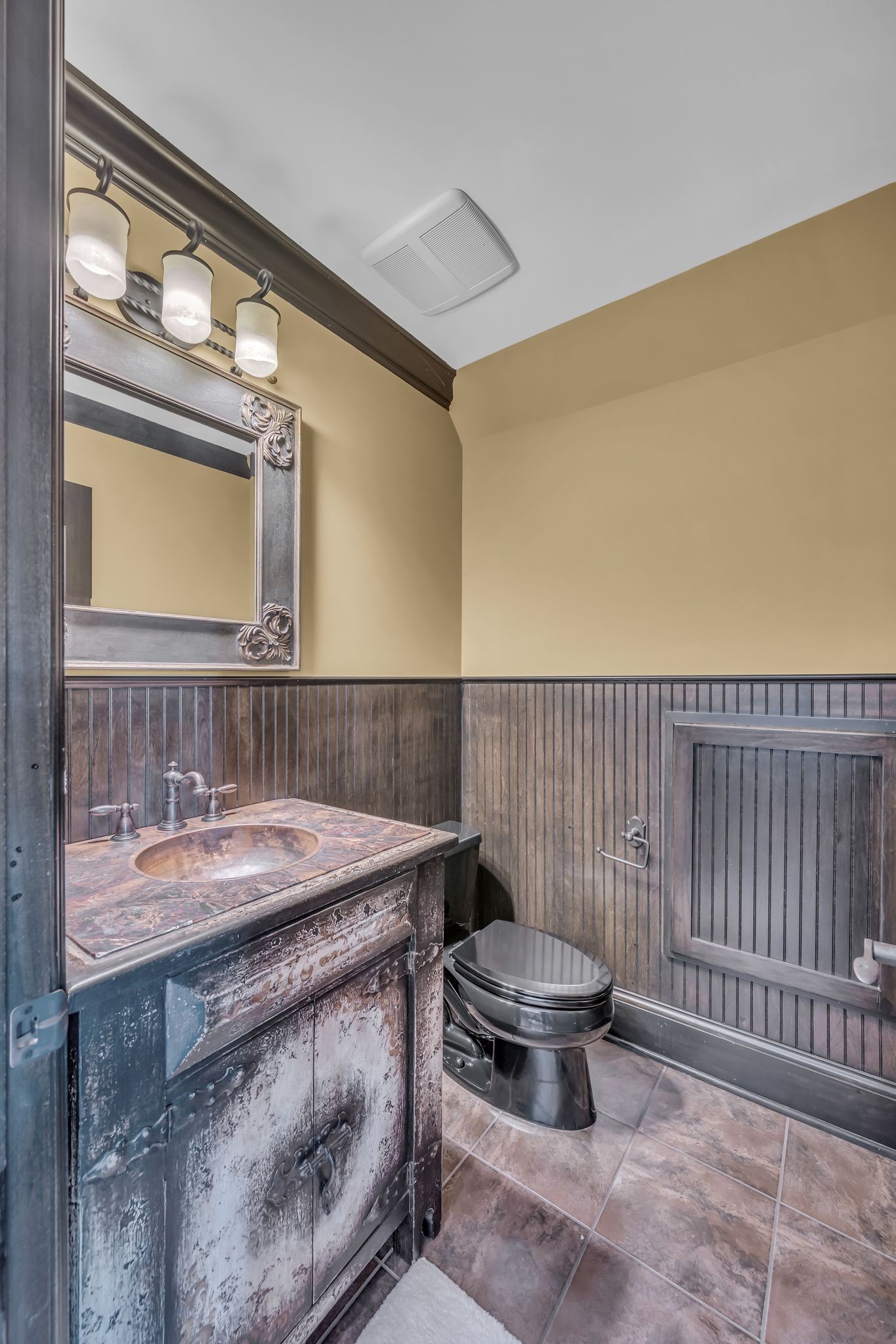 Brentwood, Tennessee, 37027, United States, 5 Bedrooms Bedrooms, ,7 BathroomsBathrooms,Residential,For Sale,2002068