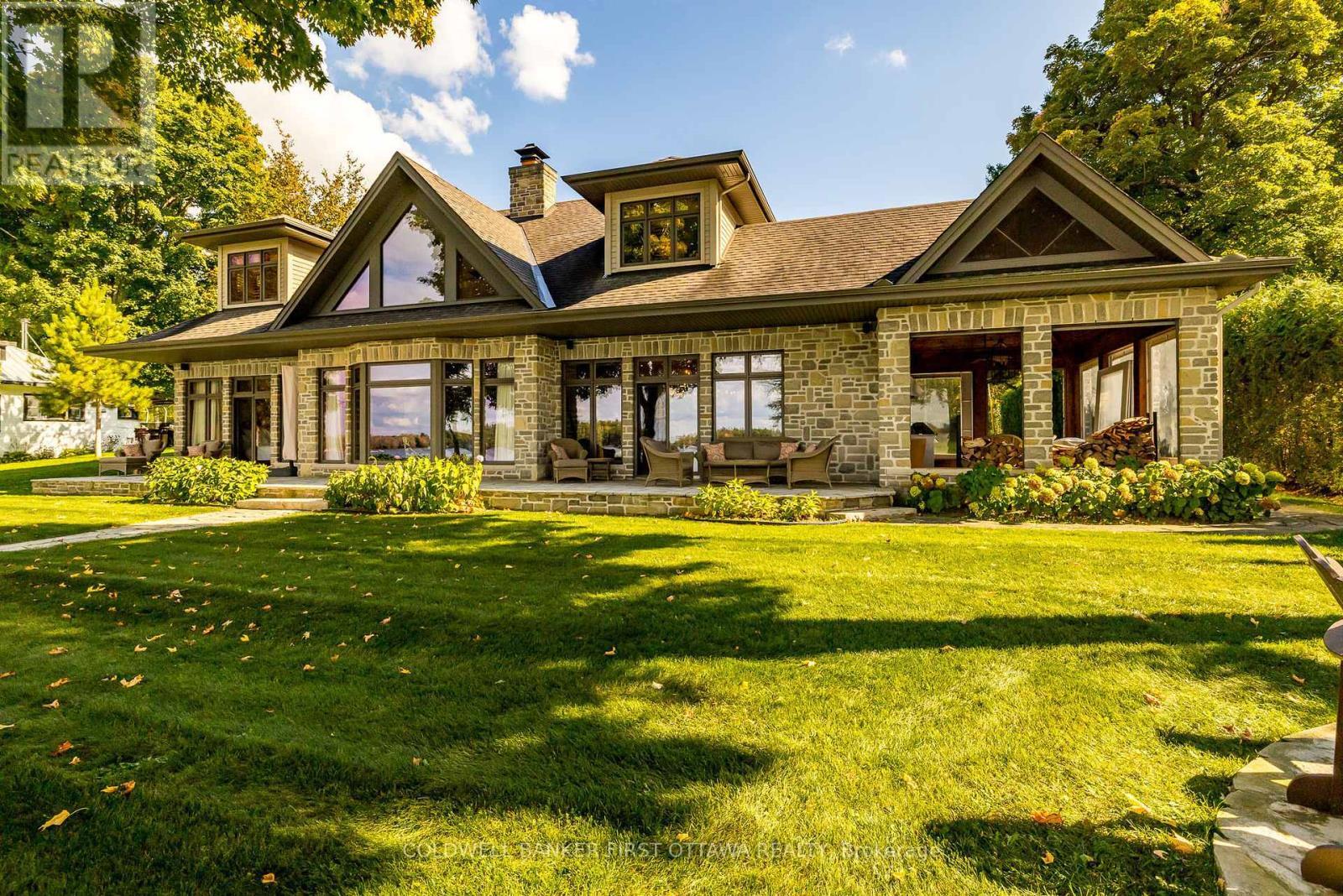BECKWITH, Ontario, K7C 3P2, CA, 7 Bedrooms Bedrooms, ,4 BathroomsBathrooms,Residential,For Sale,1903881