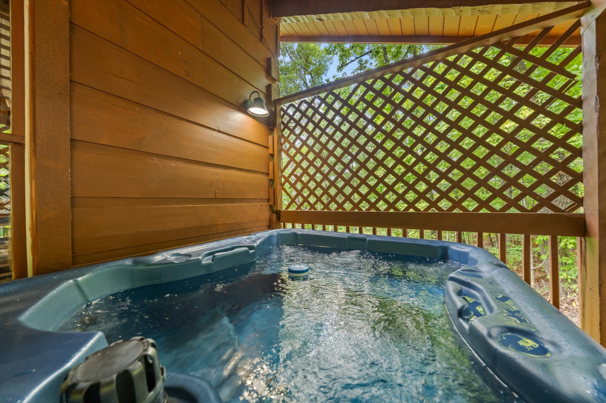 Pigeon Forge, Tennessee, 37863, United States, 1 Bedroom Bedrooms, ,3 BathroomsBathrooms,Residential,For Sale,1944891