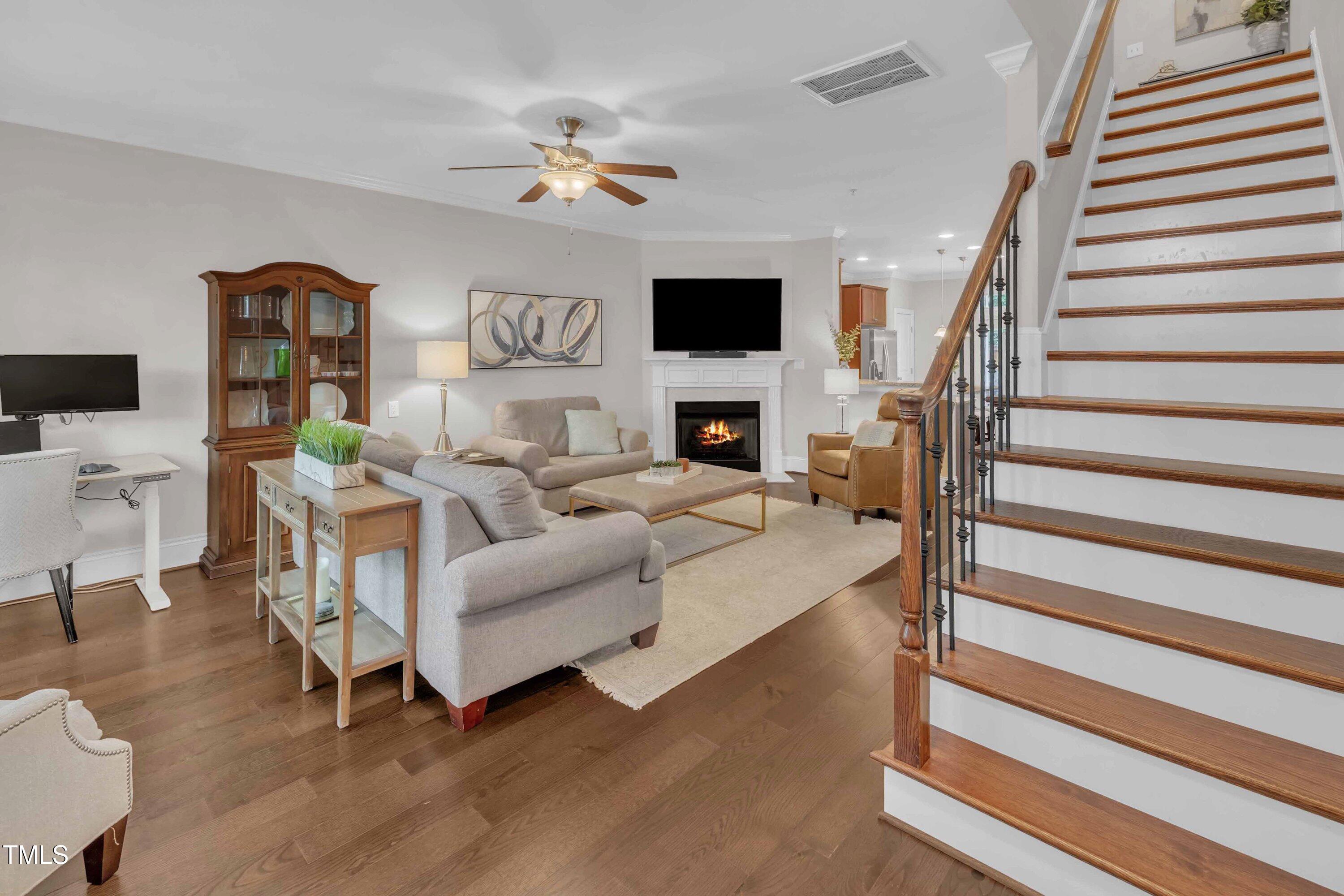 Raleigh, North Carolina, 27608, United States, 2 Bedrooms Bedrooms, ,3 BathroomsBathrooms,Residential,For Sale,1947101