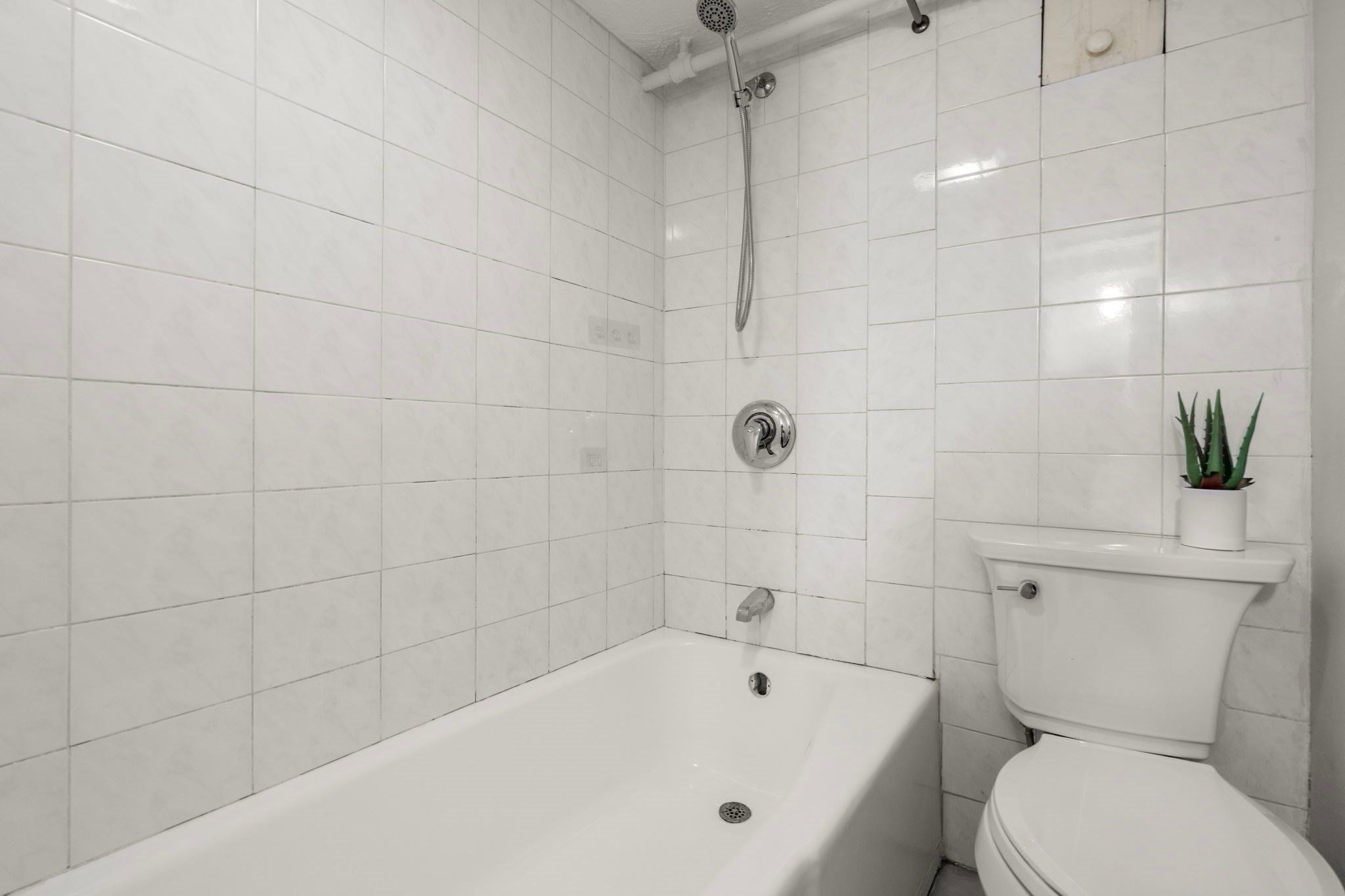  35-35B Beachview Avenue, Malden, MA, 02148 - 物件實景