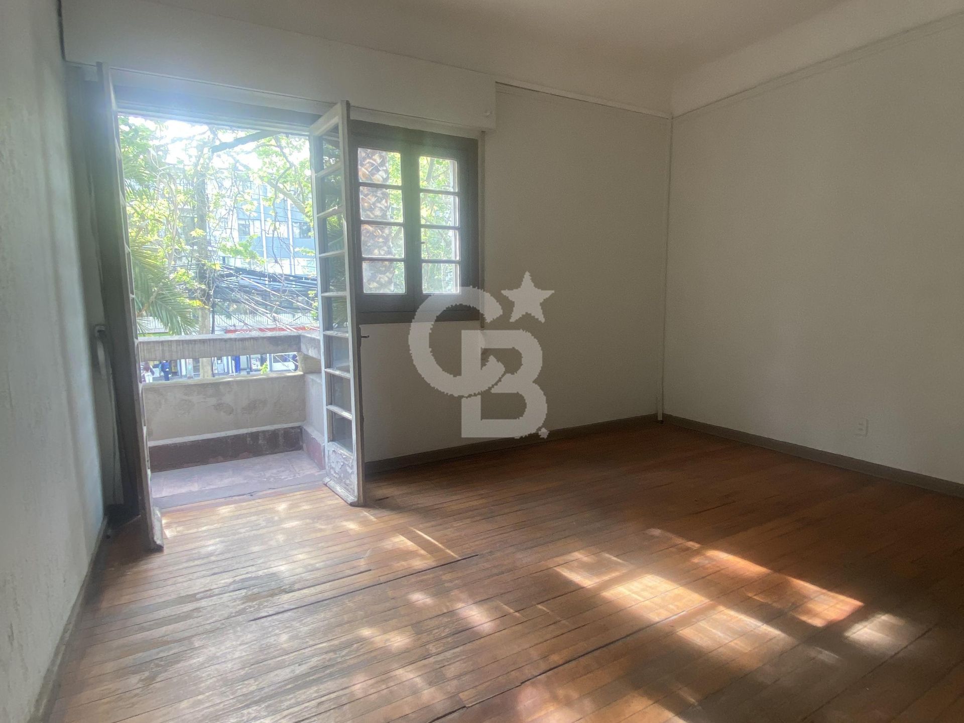 Providencia, Chile, 5 Bedrooms Bedrooms, ,3 BathroomsBathrooms,Residential,For Sale,1966519
