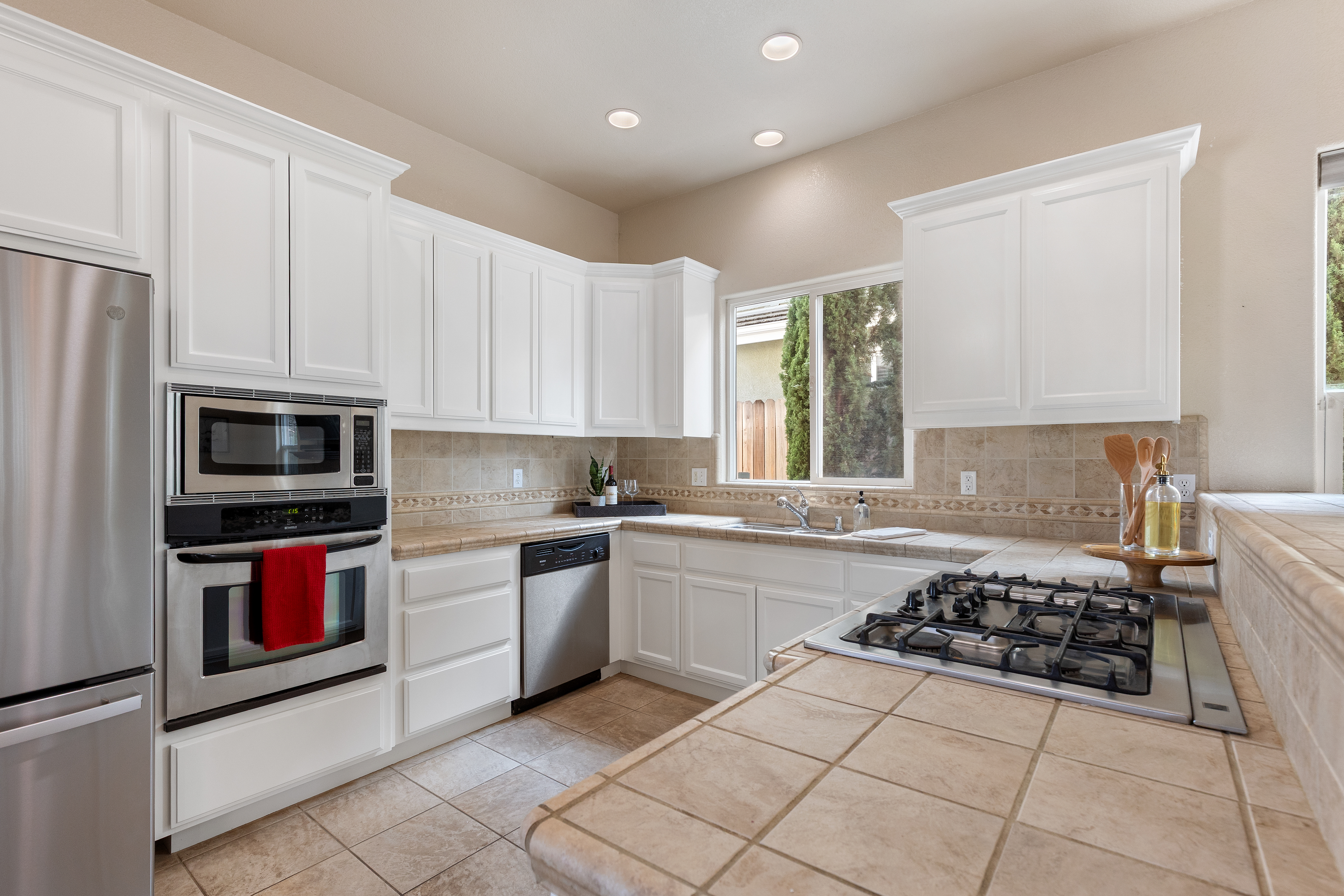  701 Mayten Court, Lincoln, CA 95648 - 物件實景