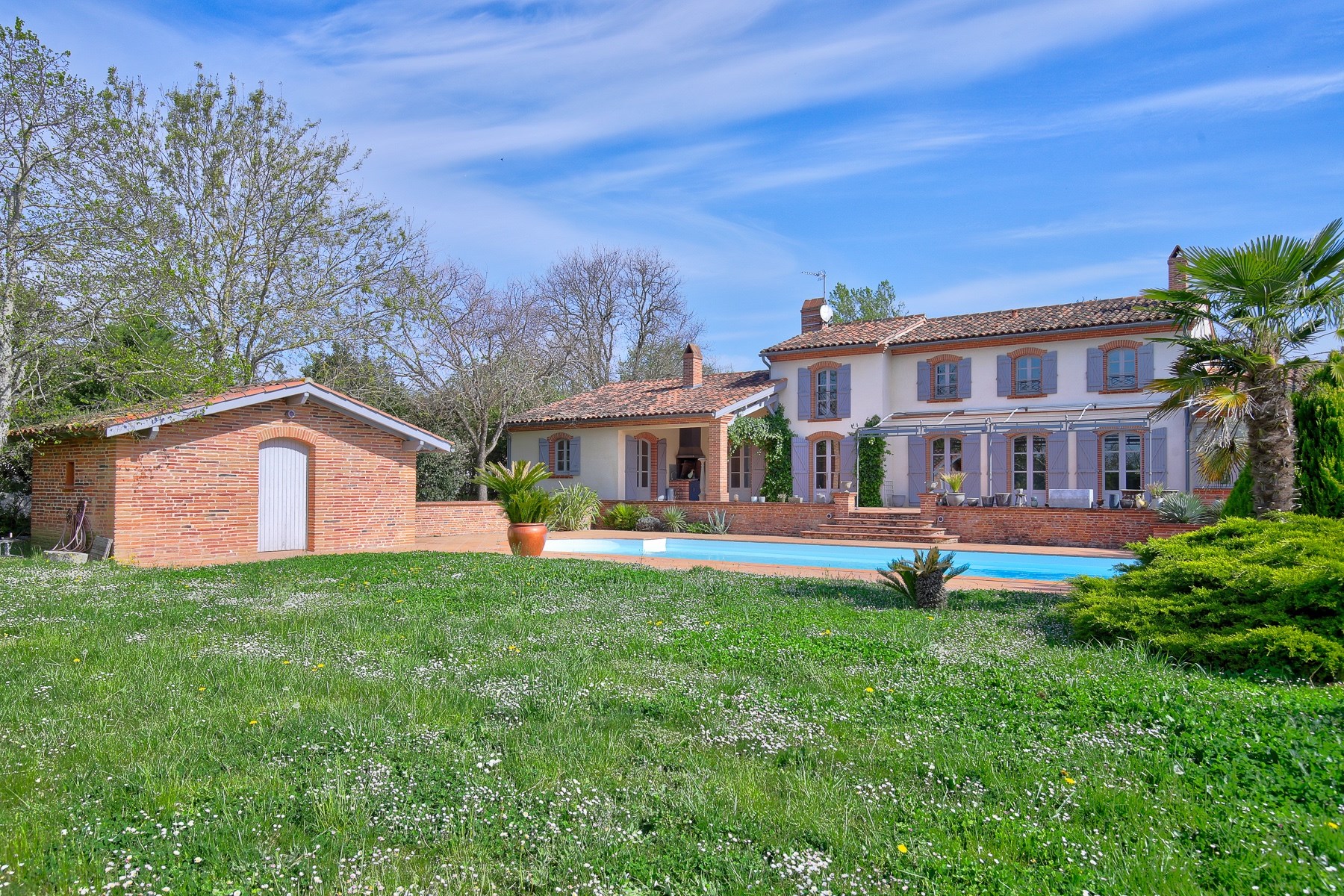  PROXIMITÉ TOULOUSE - MAISON 300m2 - PISCINE - GARAGE - 物件實景