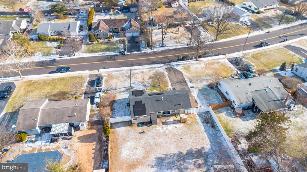 Kendall Park, New Jersey, 08824, United States, 3 Bedrooms Bedrooms, ,2 BathroomsBathrooms,Residential,For Sale,2005675