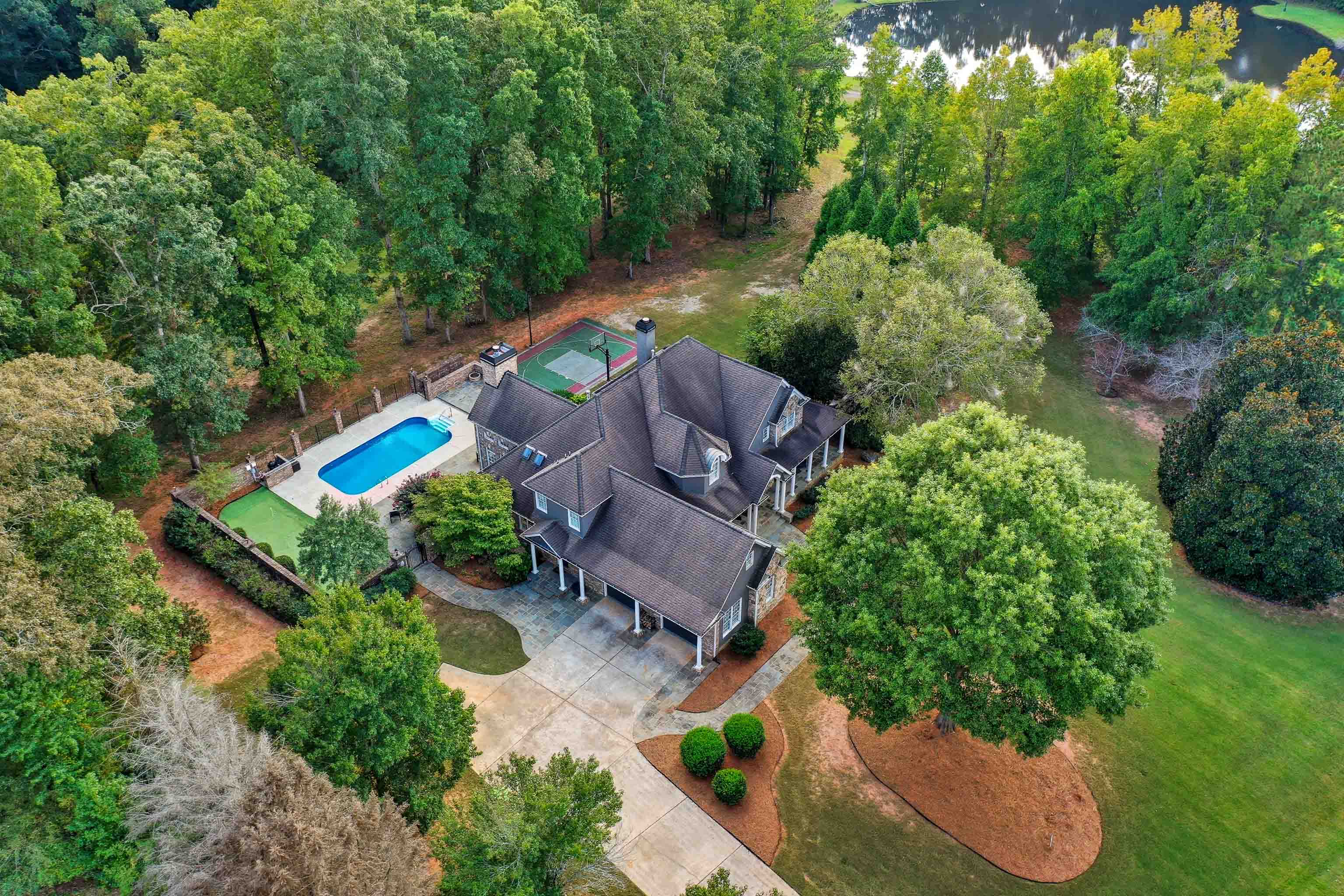  Luxury Craftsman Home in Premier Gated Community - 物件實景