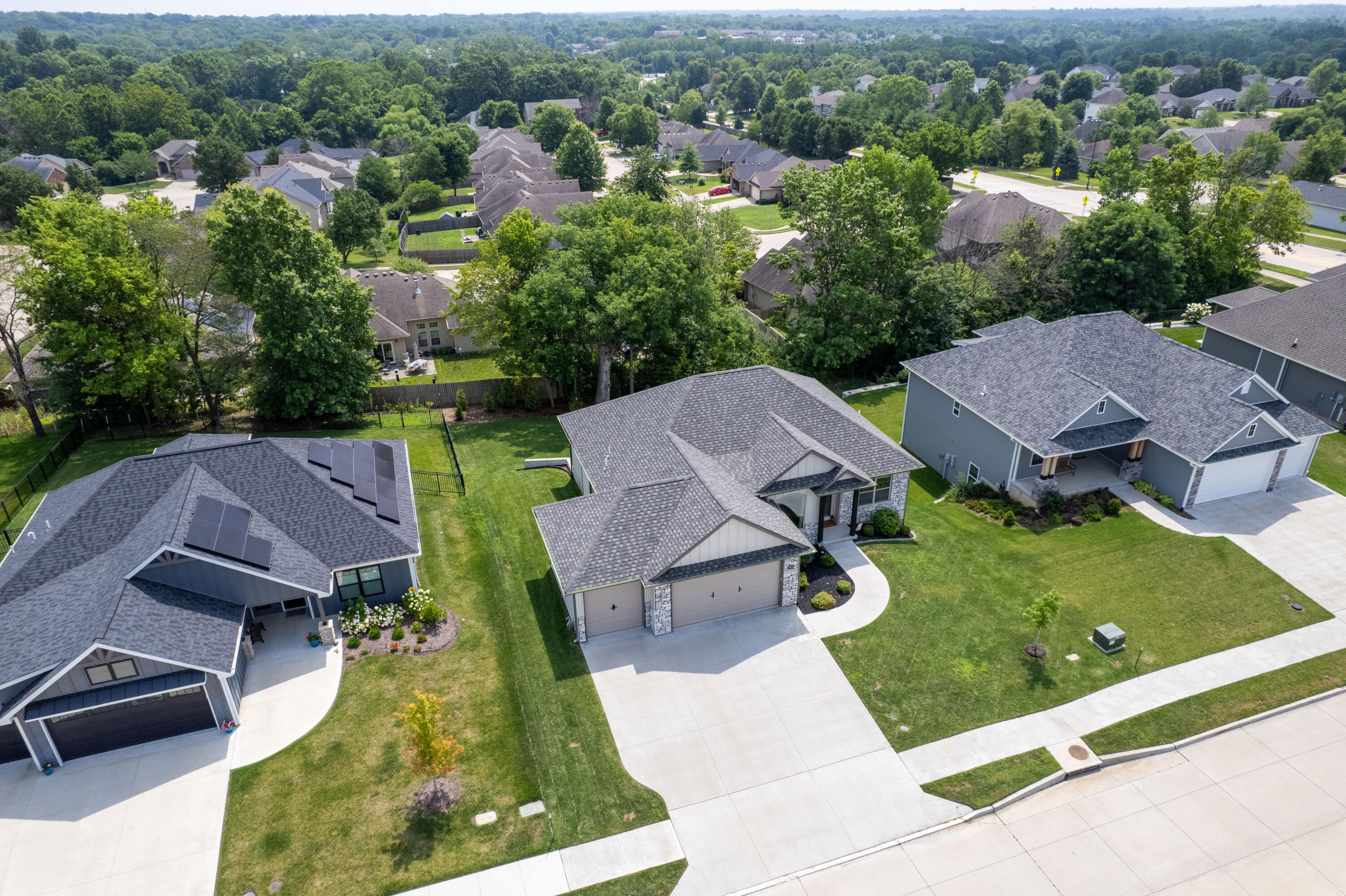 COLUMBIA, Missouri, 65203, United States, 5 Bedrooms Bedrooms, ,3 BathroomsBathrooms,Residential,For Sale,1976271