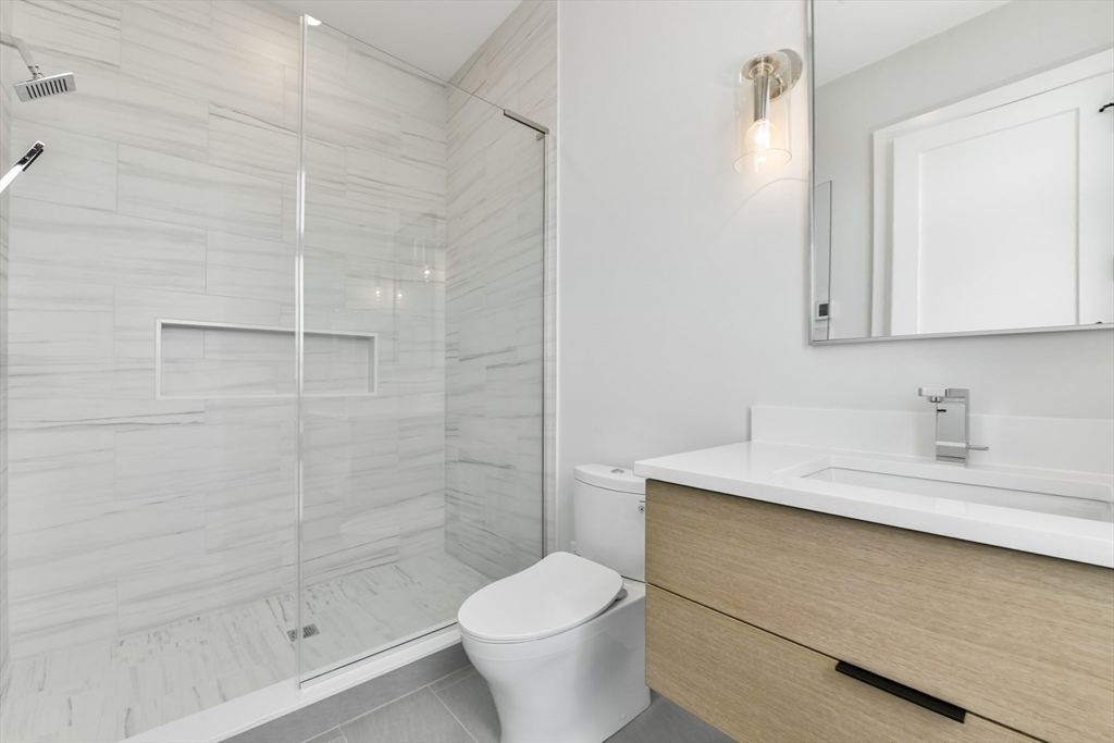 Brookline, Massachusetts, 02446, United States, 3 Bedrooms Bedrooms, ,4 BathroomsBathrooms,Residential,For Sale,1750126