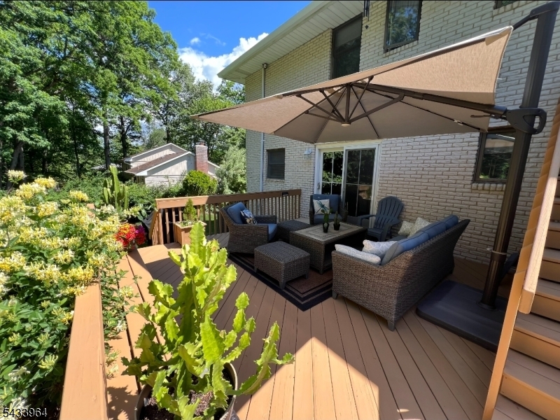 Montville Twp., New Jersey, 07082-1432, United States, 5 Bedrooms Bedrooms, ,3 BathroomsBathrooms,Residential,For Sale,2048009