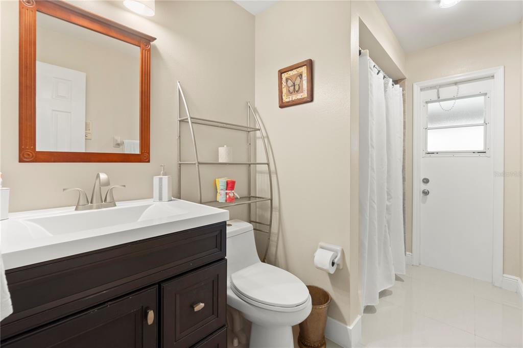 Windermere, Florida, 34786, United States, 4 Bedrooms Bedrooms, ,2 BathroomsBathrooms,Residential,For Sale,1956495