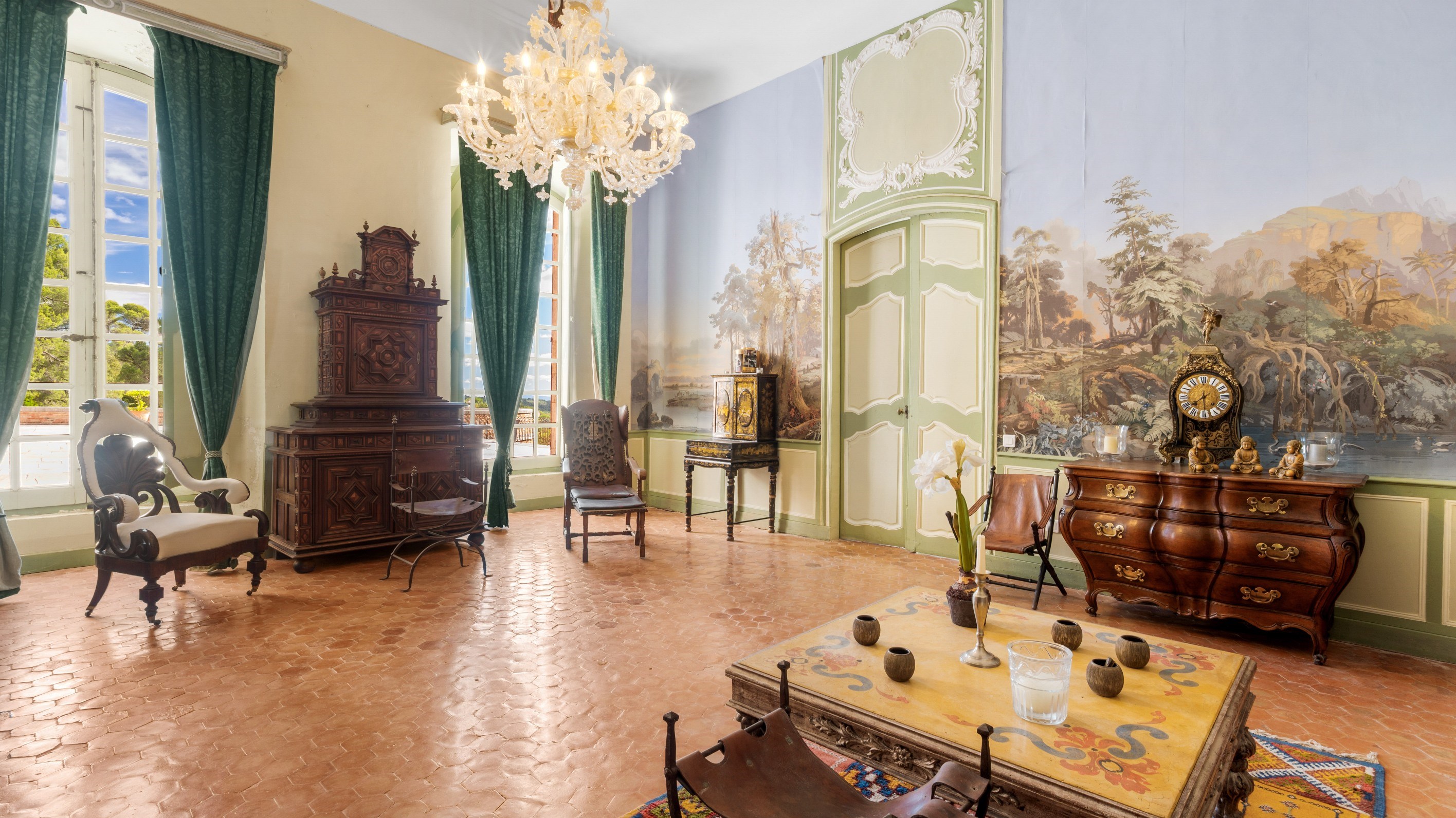  Exceptional Château in Provence – Elegance, History & Refinement - 物件實景
