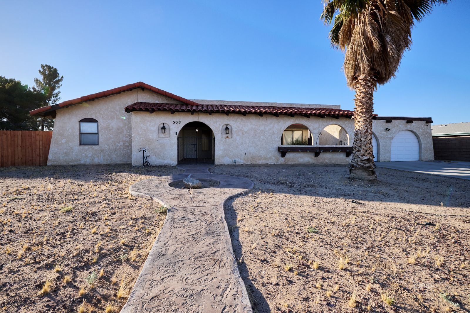 Dolphin Ave, Ridgecrest, CA 93555