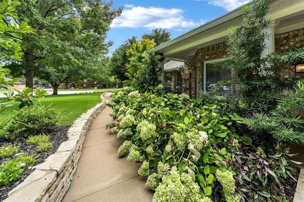 Colleyville, Texas, 76034, United States, 4 Bedrooms Bedrooms, ,3 BathroomsBathrooms,Residential,For Sale,1927837