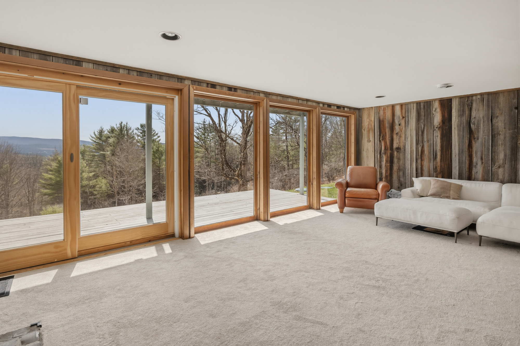  746 Pattrell Road - 物件實景