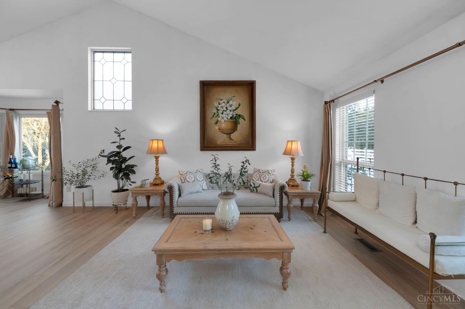 Loveland, Ohio, 45140, United States, 4 Bedrooms Bedrooms, ,3 BathroomsBathrooms,Residential,For Sale,1992143