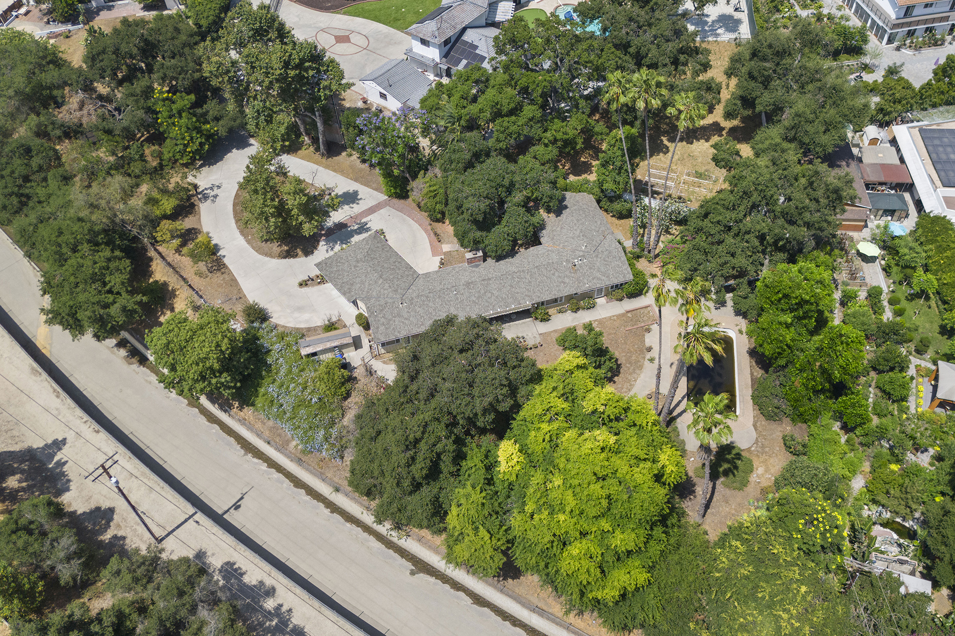 Pasadena, California, 91107, United States, 4 Bedrooms Bedrooms, ,1 BathroomBathrooms,Residential,For Sale,1975607