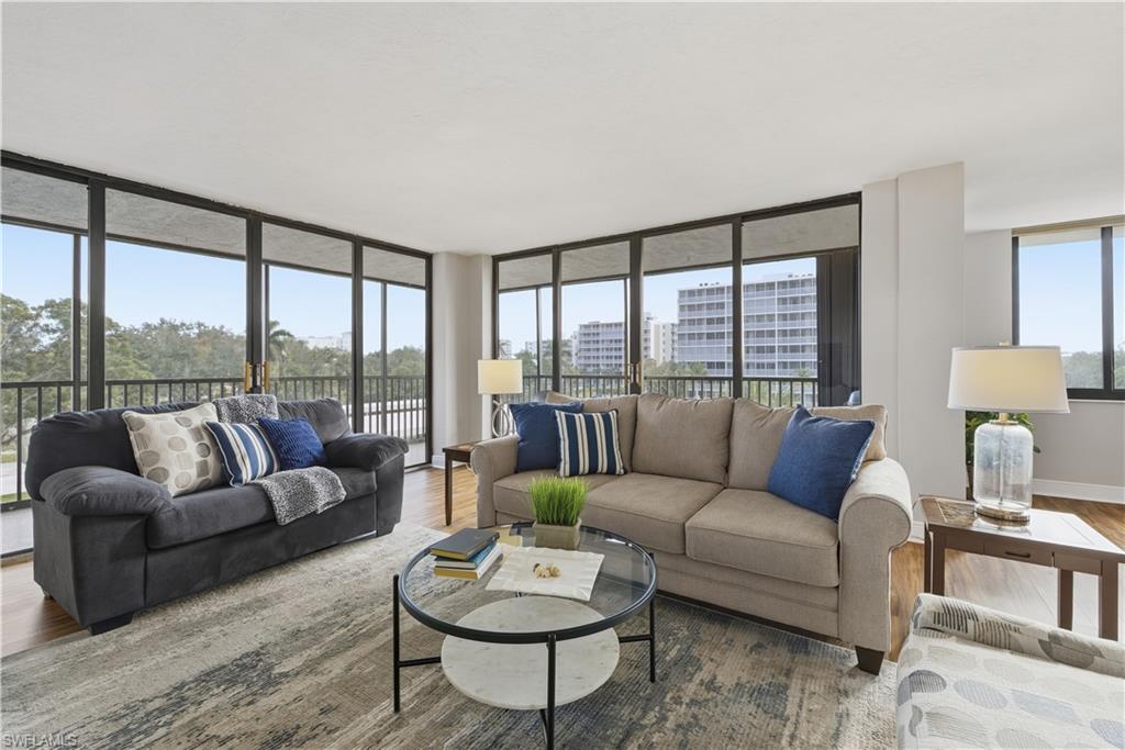 Naples, Florida, 34108, United States, 2 Bedrooms Bedrooms, ,2 BathroomsBathrooms,Residential,For Sale,2000770