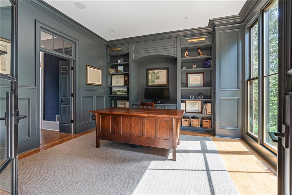 Suwanee, Georgia, 30024, United States, 5 Bedrooms Bedrooms, ,6 BathroomsBathrooms,Residential,For Sale,1822969