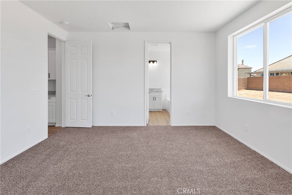 Victorville, California, 92395, United States, 3 Bedrooms Bedrooms, ,2 BathroomsBathrooms,Residential,For Sale,1865336