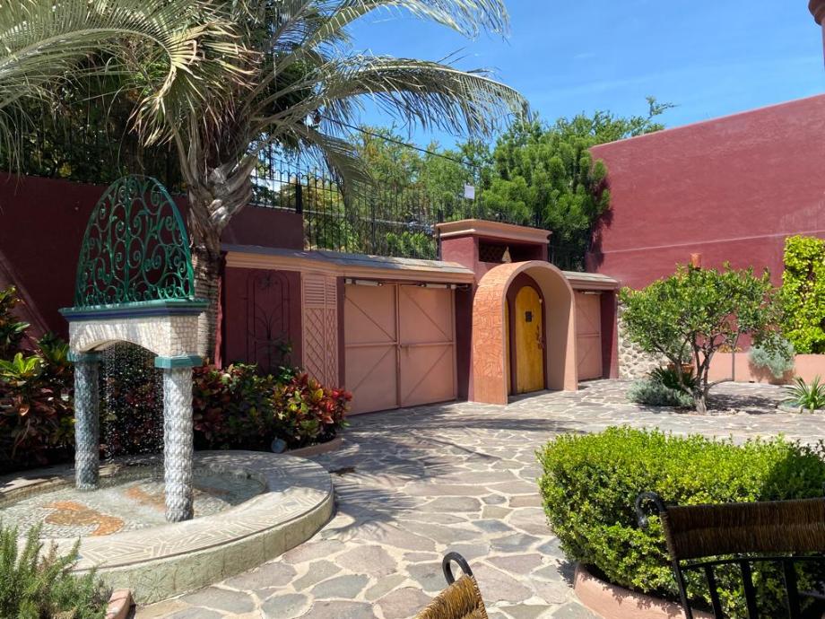 Chapala, Jalisco, 45920, Mexico, 2 Bedrooms Bedrooms, ,2 BathroomsBathrooms,Residential,For Sale,1964806