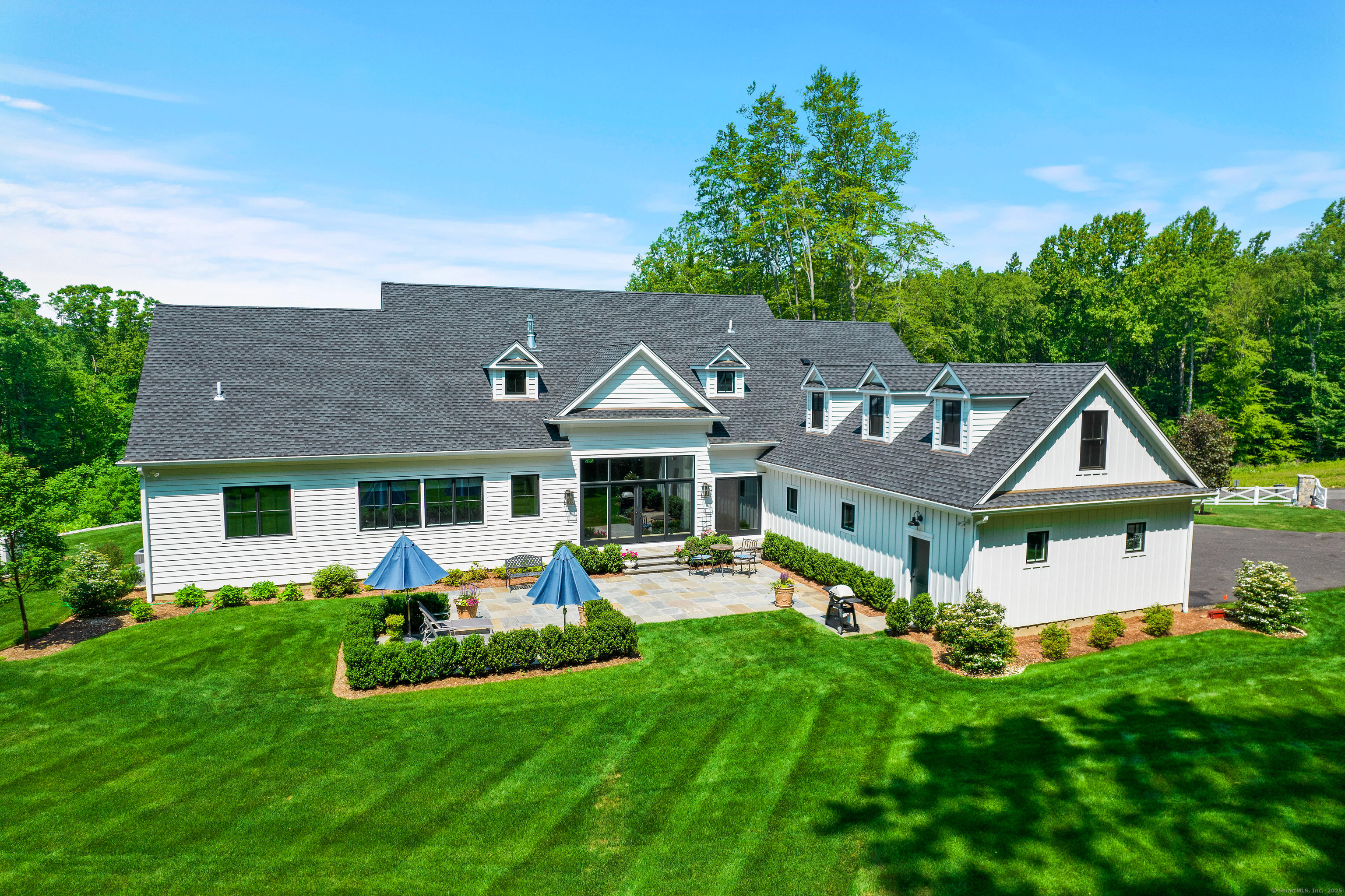 Orange, Connecticut, 06477, United States, 4 Bedrooms Bedrooms, ,5 BathroomsBathrooms,Residential,For Sale,1902233