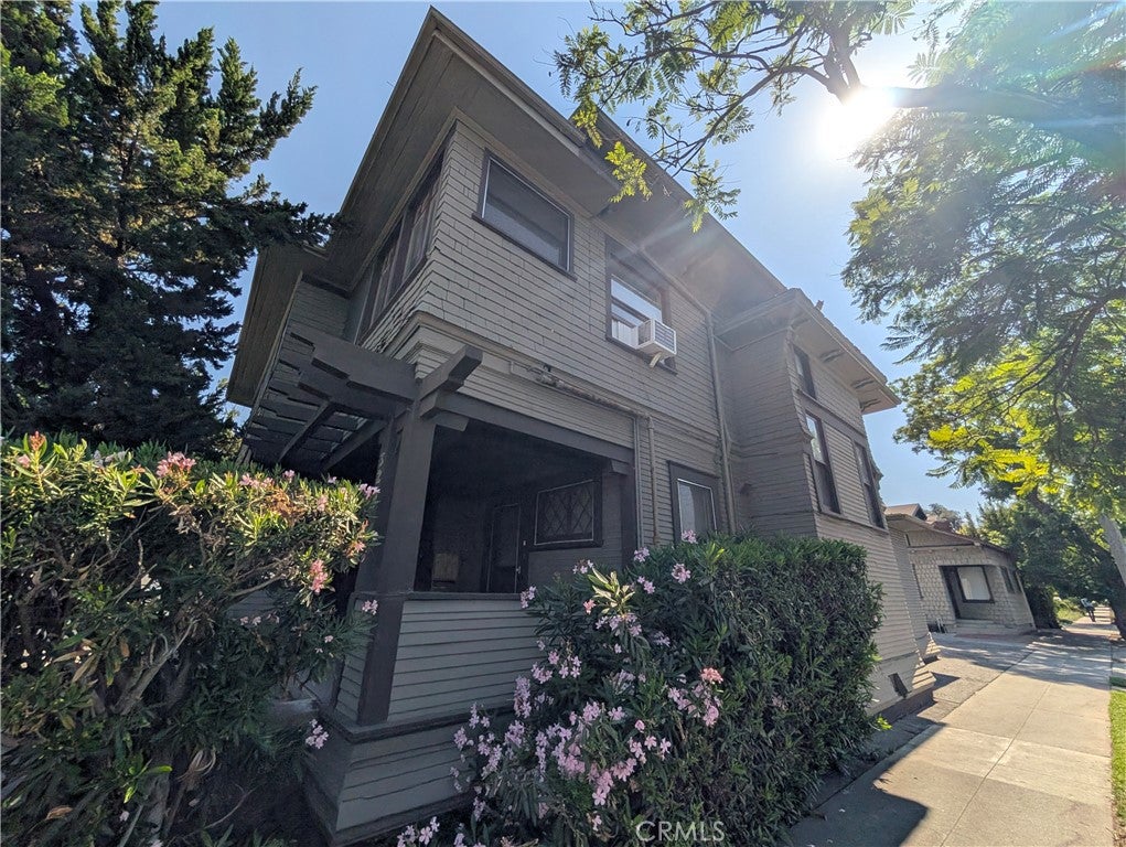 Pasadena, California, 91101, United States, ,Residential,For Sale,1997048