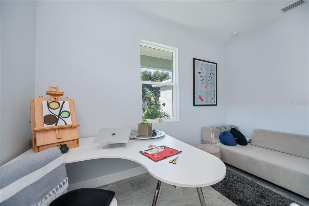 Venice, Florida, 34285, United States, 3 Bedrooms Bedrooms, ,2 BathroomsBathrooms,Residential,For Sale,1934164