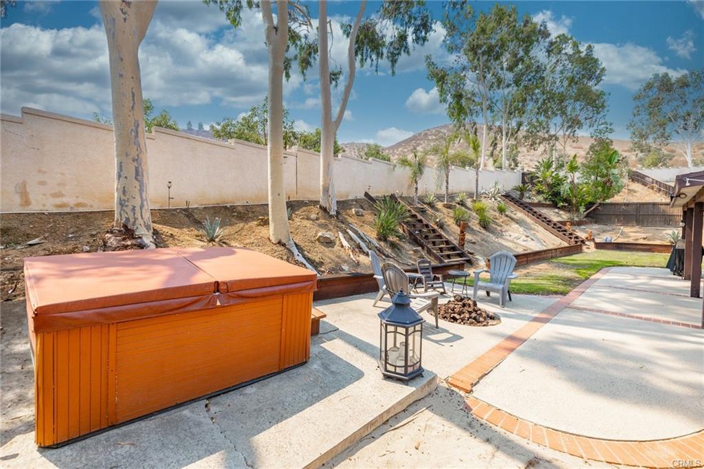 Riverside, California, 92503, United States, 4 Bedrooms Bedrooms, ,2 BathroomsBathrooms,Residential,For Sale,1996402