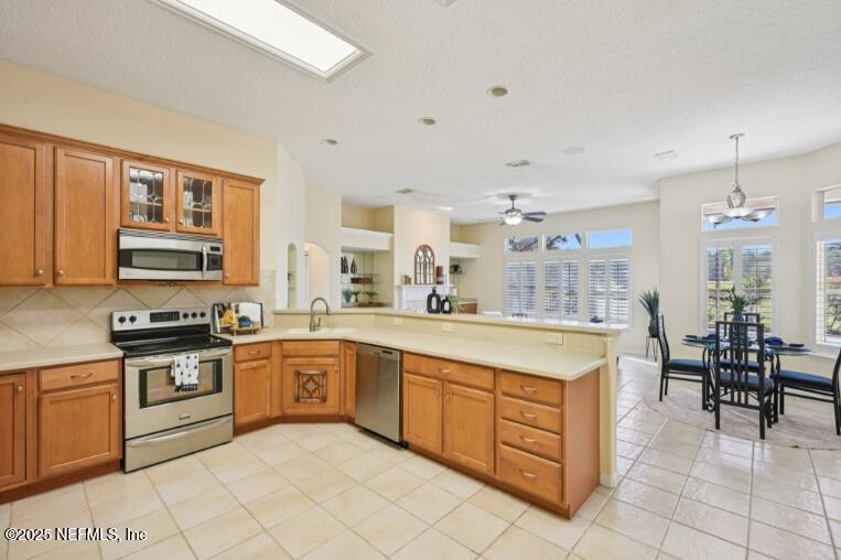 Fleming Island, Florida, 32003, United States, 4 Bedrooms Bedrooms, ,3 BathroomsBathrooms,Residential,For Sale,1991998