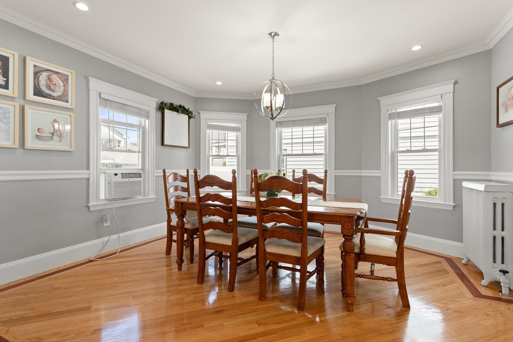 Medford, Massachusetts, 02155, United States, 4 Bedrooms Bedrooms, ,2 BathroomsBathrooms,Residential,For Sale,1904256