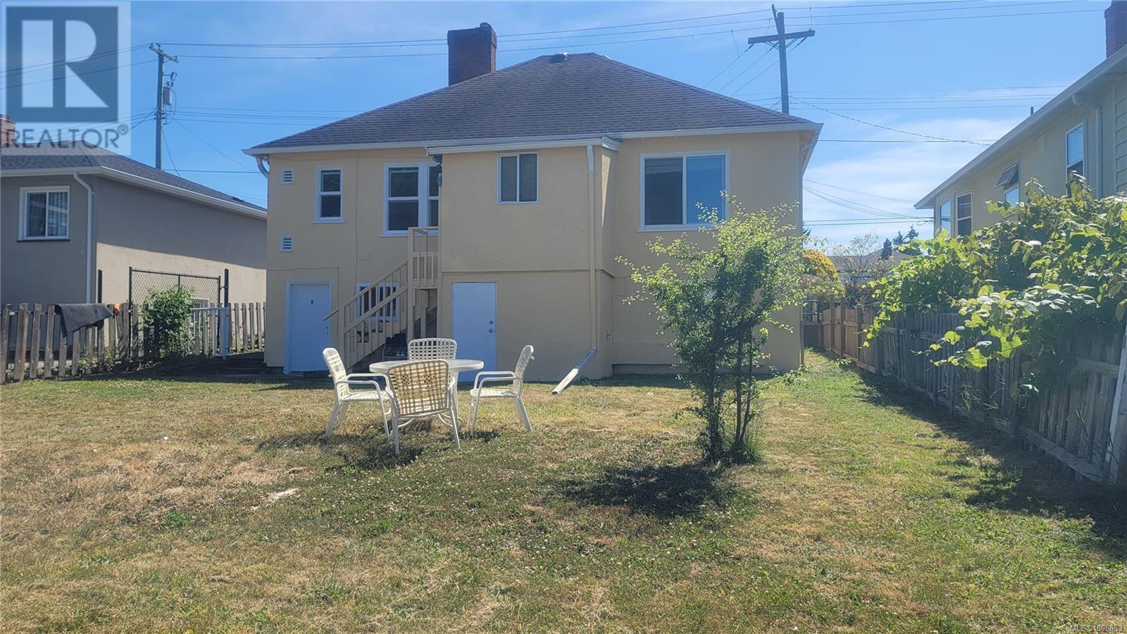SAANICH, British Columbia, V9A 1B8, CA, 5 Bedrooms Bedrooms, ,2 BathroomsBathrooms,Residential,For Sale,1951080