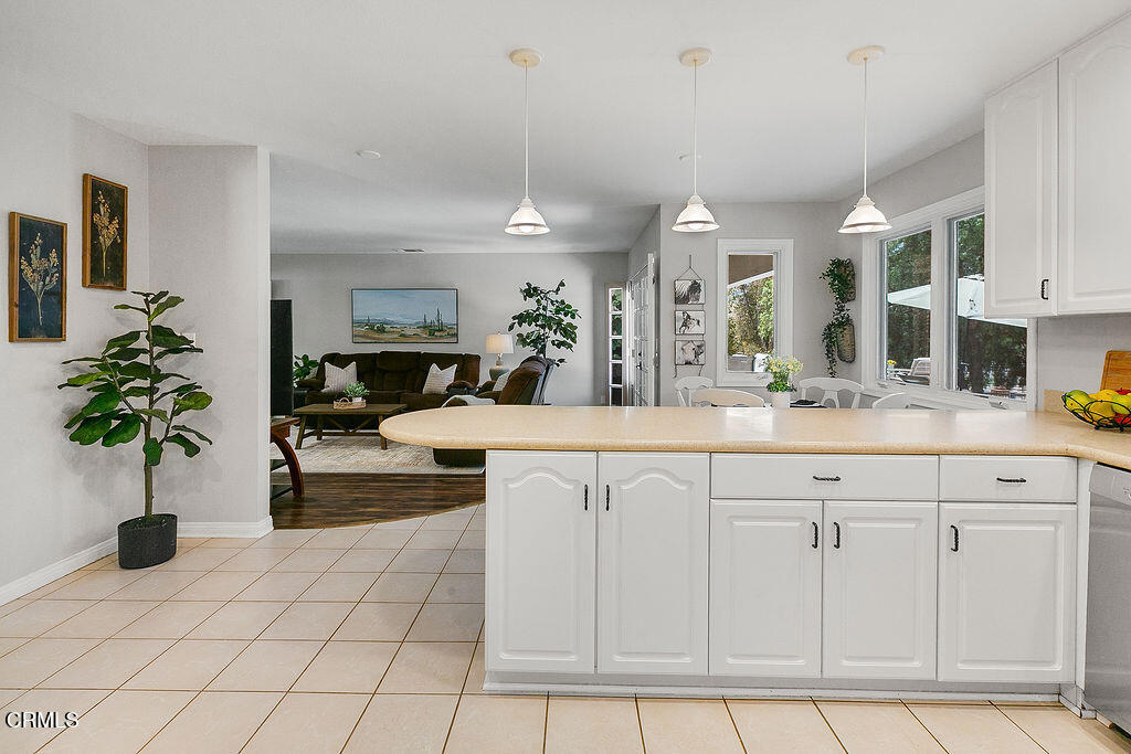 Camarillo, California, 93012, United States, 4 Bedrooms Bedrooms, ,4 BathroomsBathrooms,Residential,For Sale,1828524