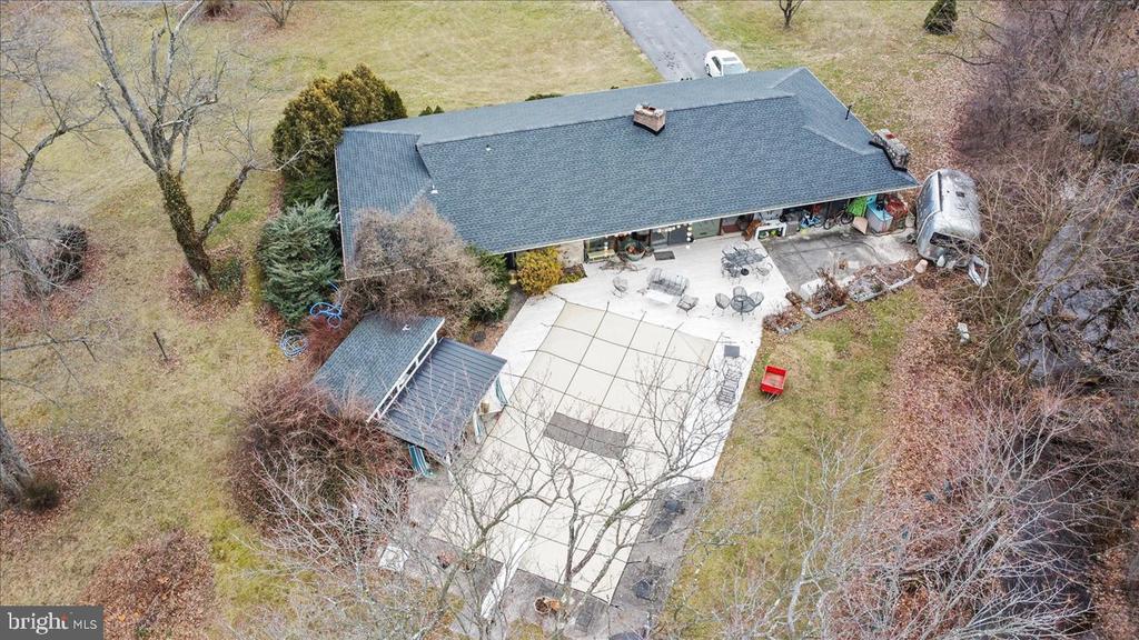 Fayetteville, Pennsylvania, 17222, United States, 3 Bedrooms Bedrooms, ,2 BathroomsBathrooms,Residential,For Sale,1928421