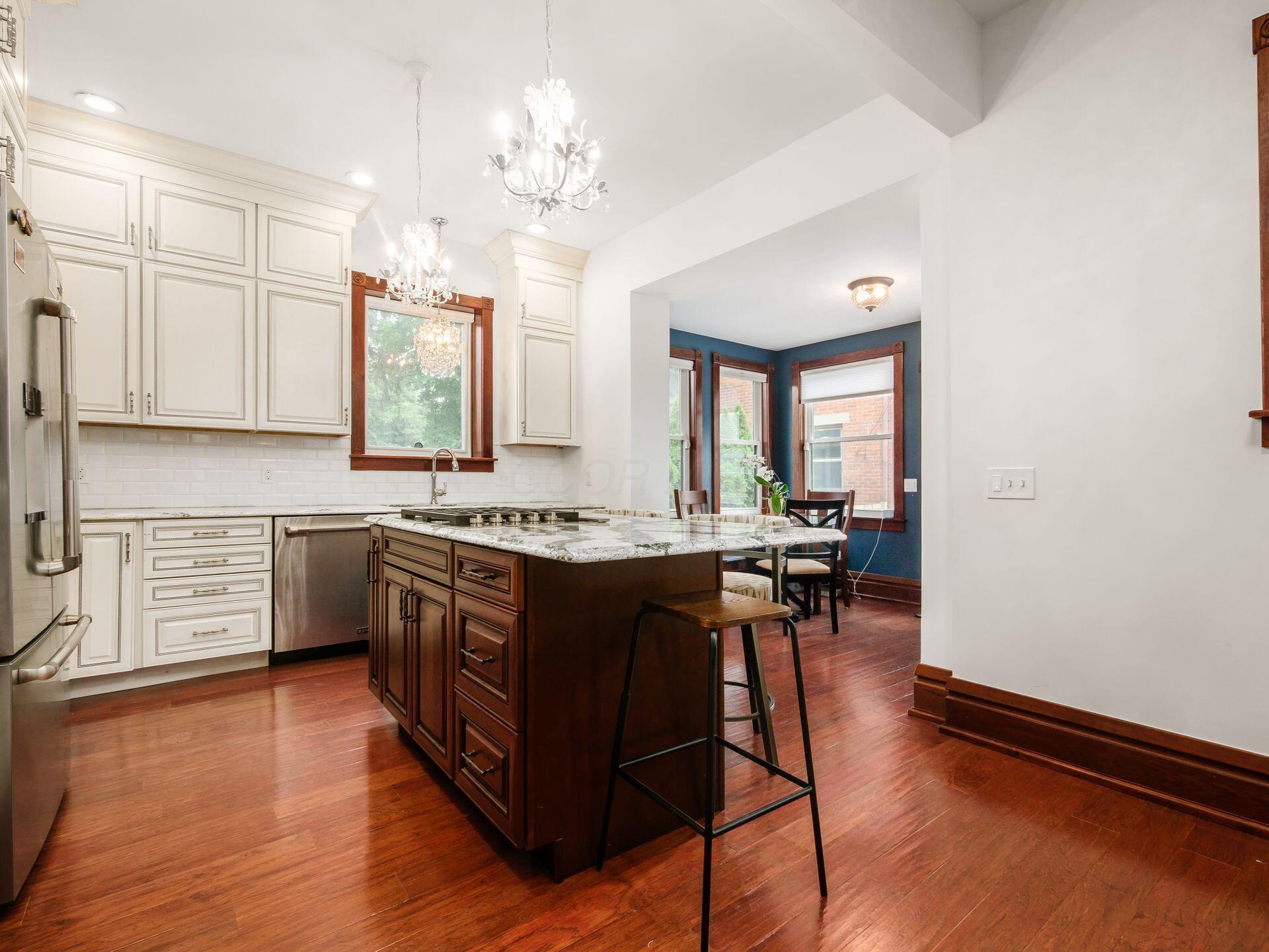 Columbus, Ohio, 43201, United States, 3 Bedrooms Bedrooms, ,4 BathroomsBathrooms,Residential,For Sale,1858166