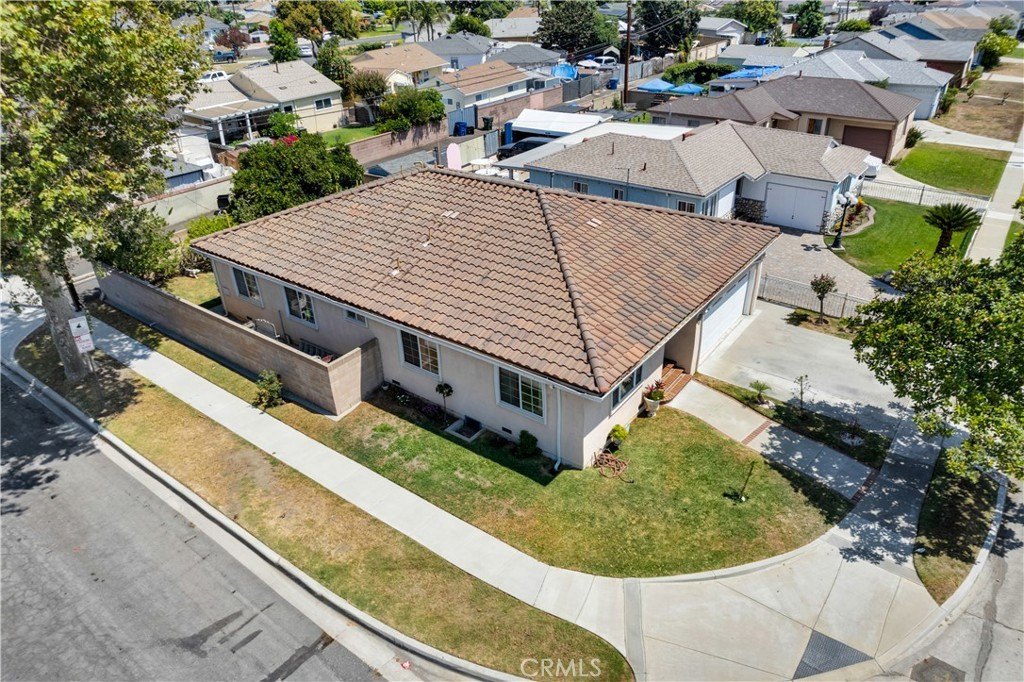 Downey, California, 90242, United States, 3 Bedrooms Bedrooms, ,2 BathroomsBathrooms,Residential,For Sale,1938023