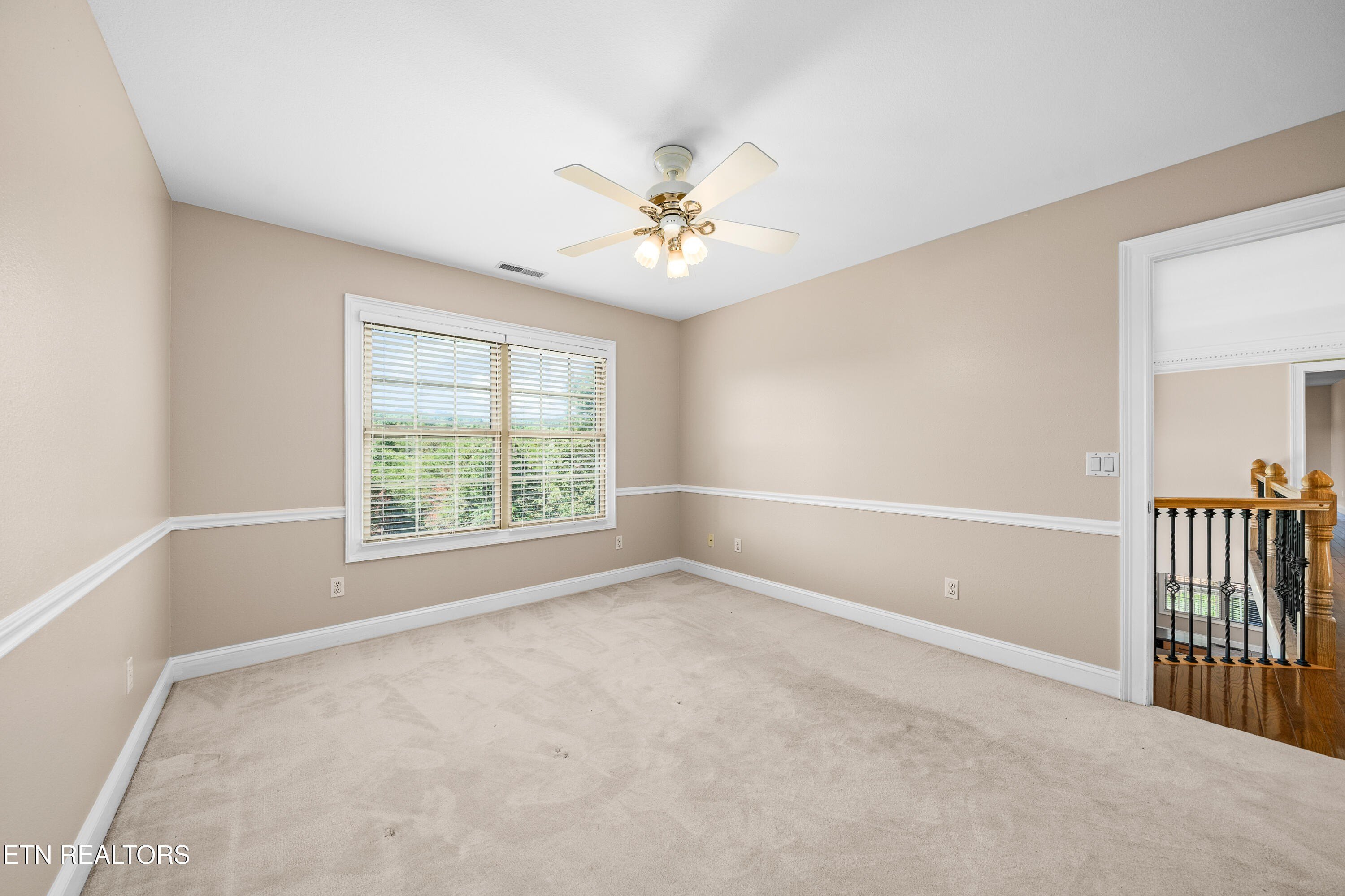 Crossville, Tennessee, 38555, United States, 5 Bedrooms Bedrooms, ,4 BathroomsBathrooms,Residential,For Sale,1990495