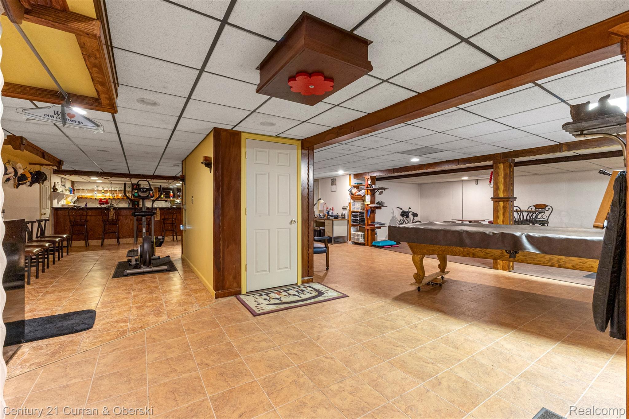 Clinton Charter Township, Michigan, 48038, United States, 4 Bedrooms Bedrooms, ,4 BathroomsBathrooms,Residential,For Sale,1979436