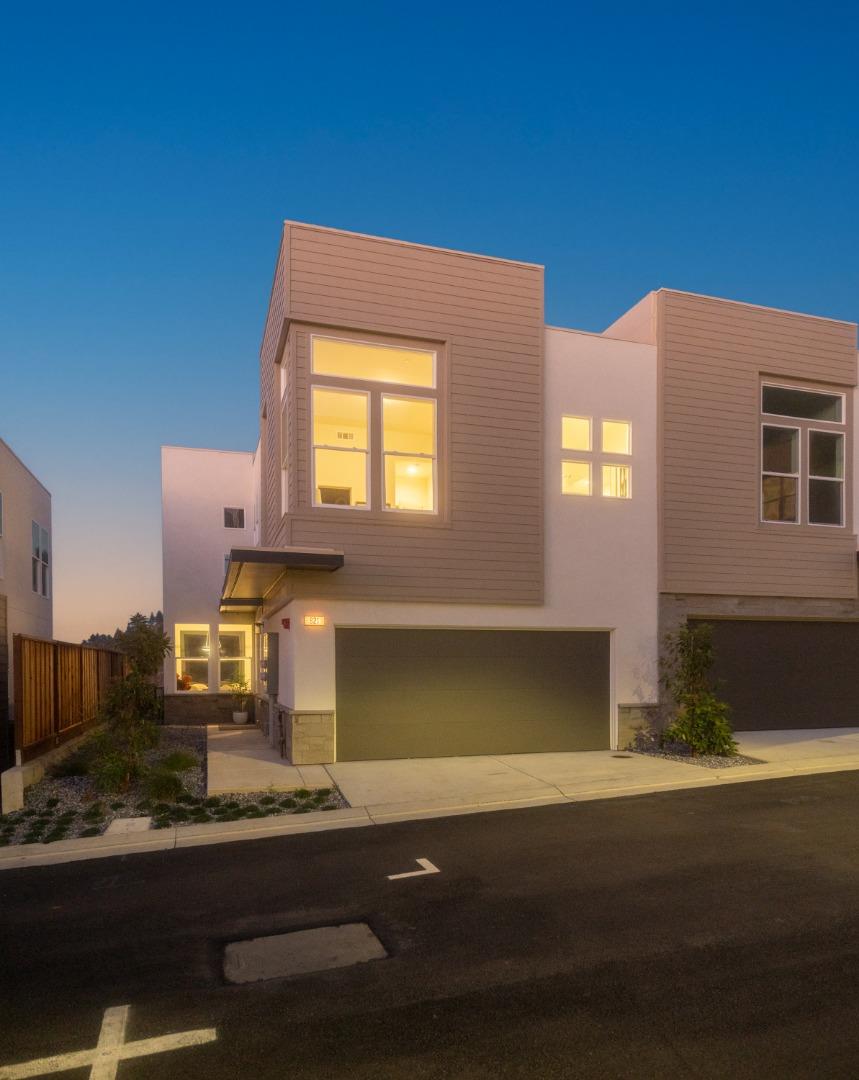 Pacifica, California, 94044, United States, 3 Bedrooms Bedrooms, ,3 BathroomsBathrooms,Residential,For Sale,2001839