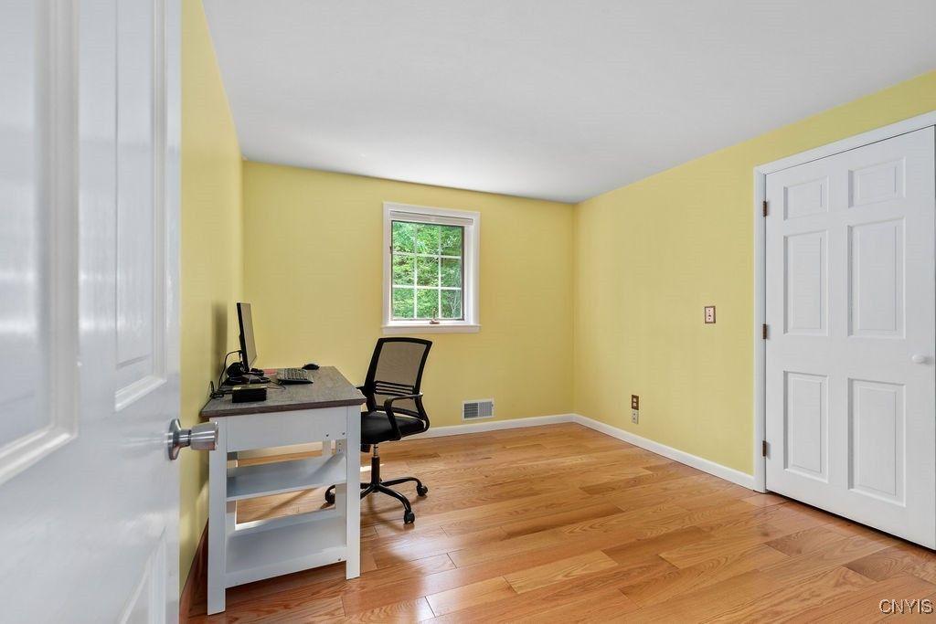 Jamesville, New York, 13078, United States, 4 Bedrooms Bedrooms, ,4 BathroomsBathrooms,Residential,For Sale,1829138